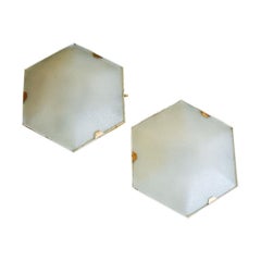 Pair of 1950s Wall Lights in Hexagonal Shape Brass White Lacquer by Stilnovo