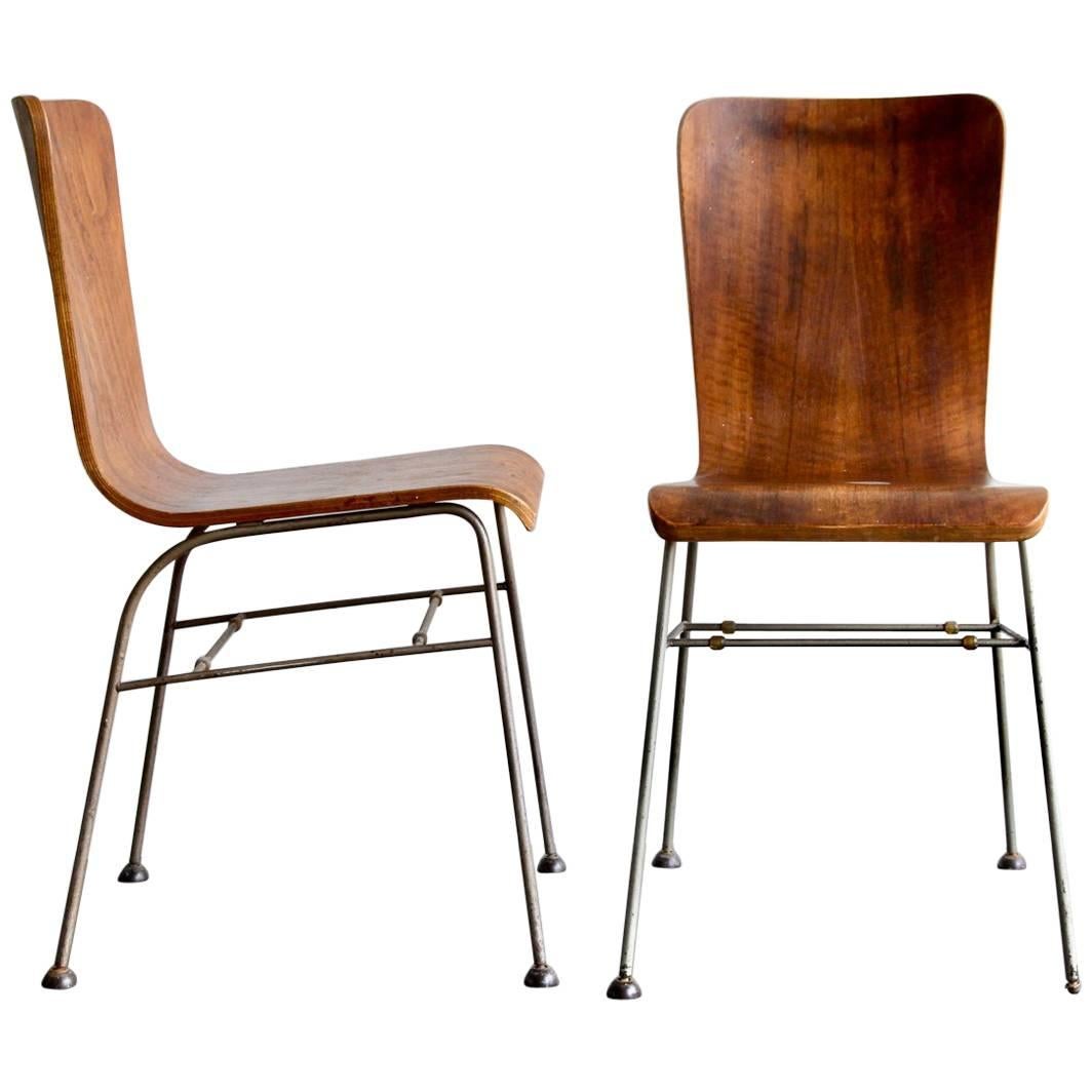 Pair of 1950s Wire Framed Bent Laminate Walnut Chairs on Bakelite Feet For Sale