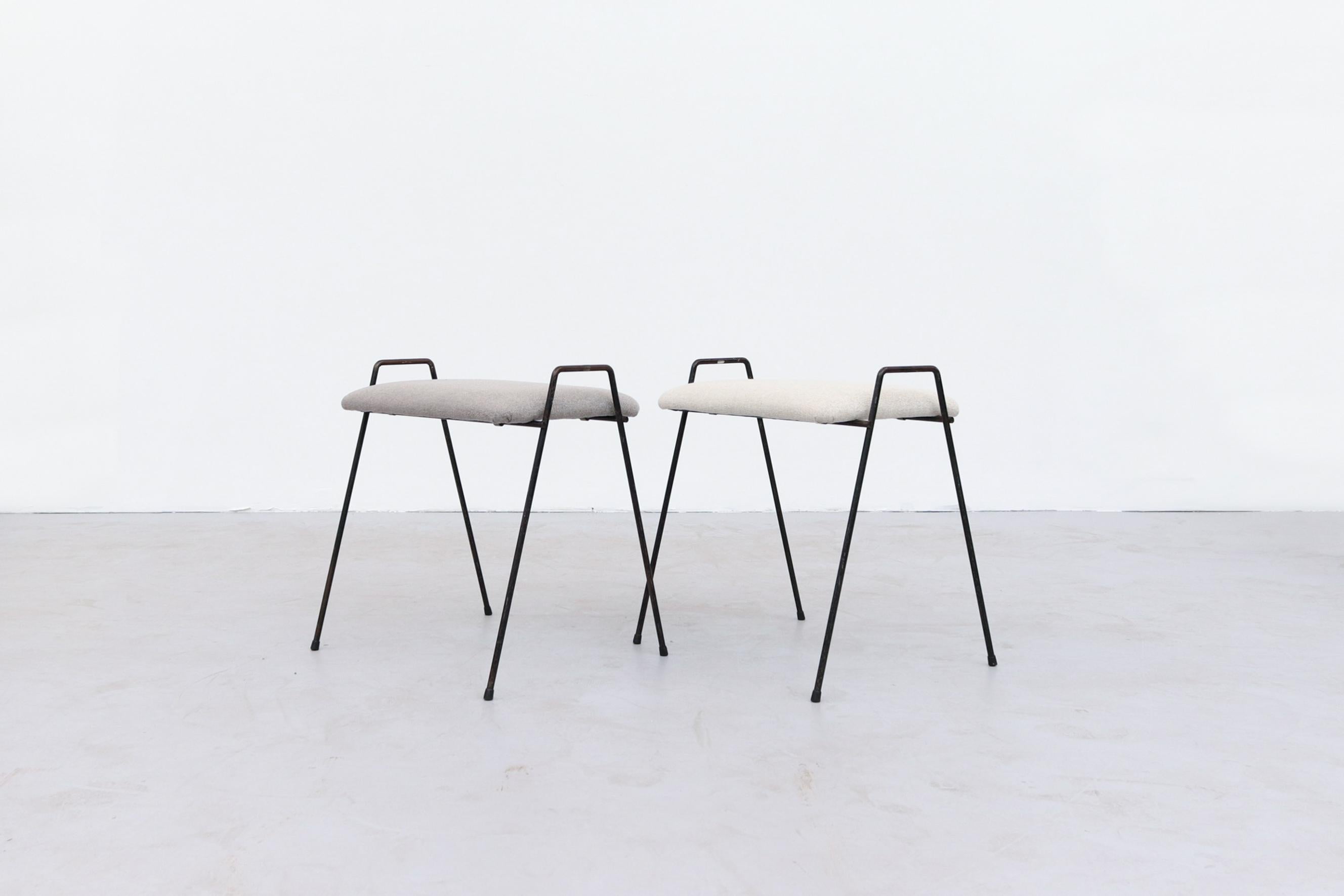 Dutch Pair of Mid-Century 1950s Black Wire Frame Stools in New Off White & Gray Fabric For Sale