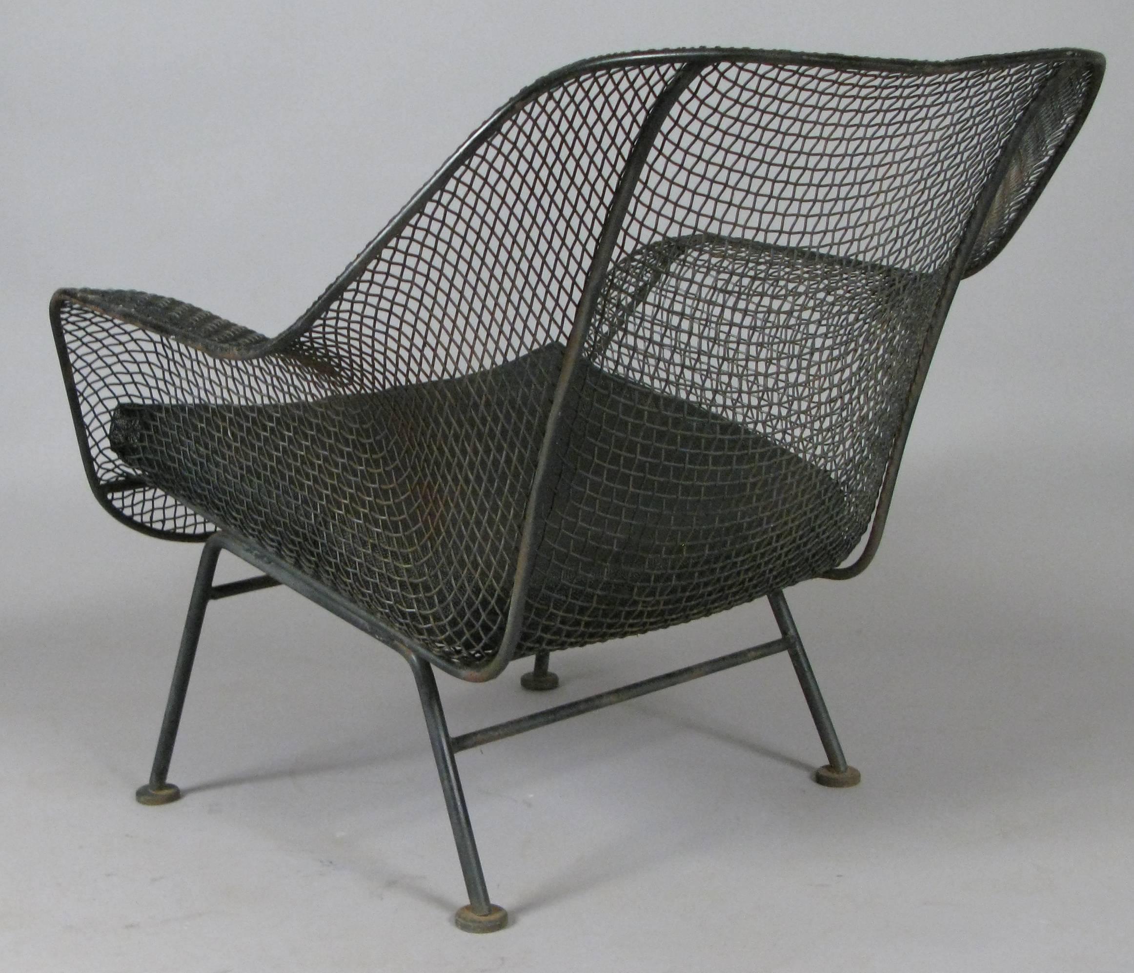 Mid-20th Century Pair of 1950s Woodard Sculptura Lounge Chairs