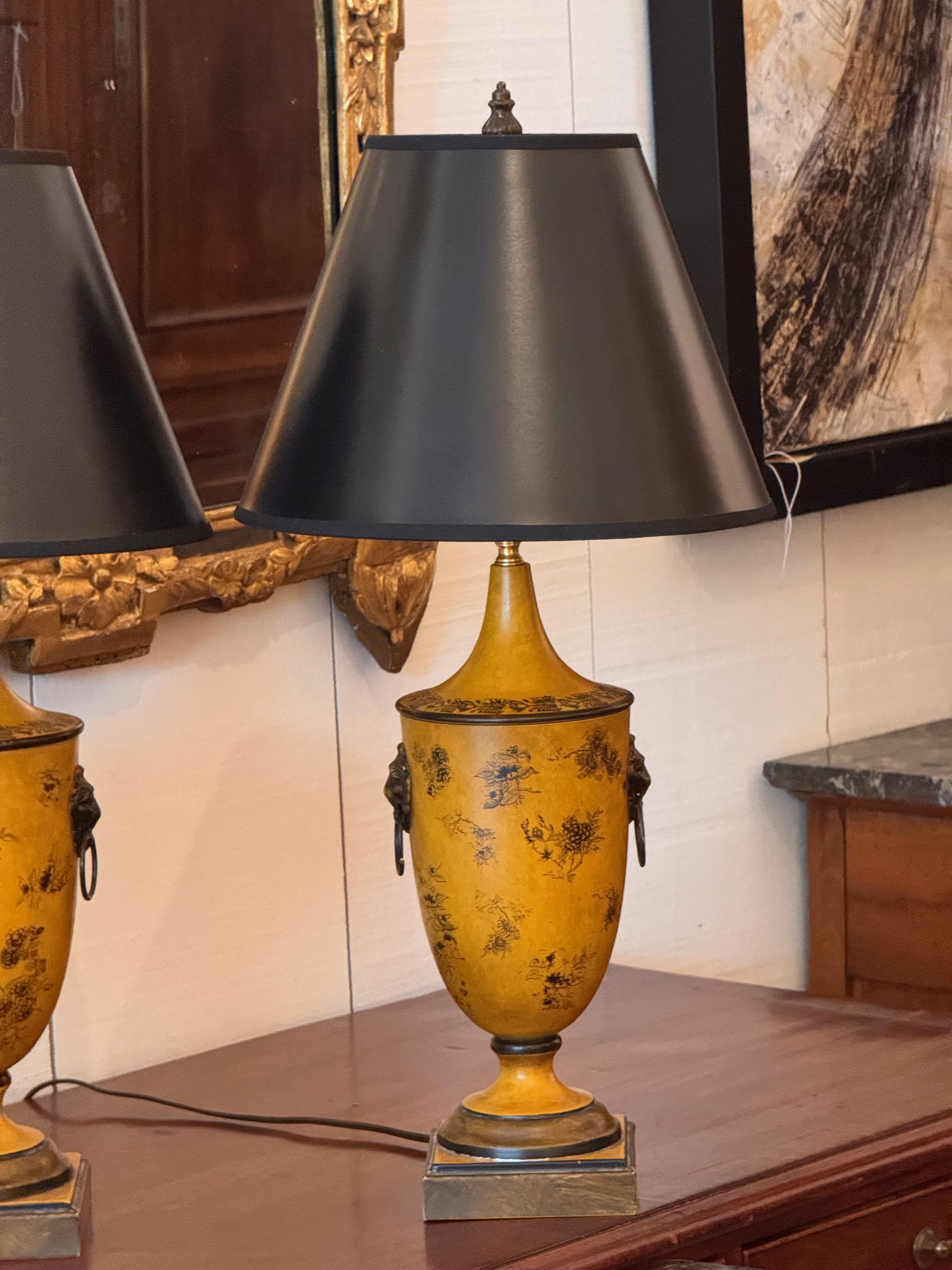French Pair of 1950s Yellow Tole Urn Lamps With Lion Mask Handles