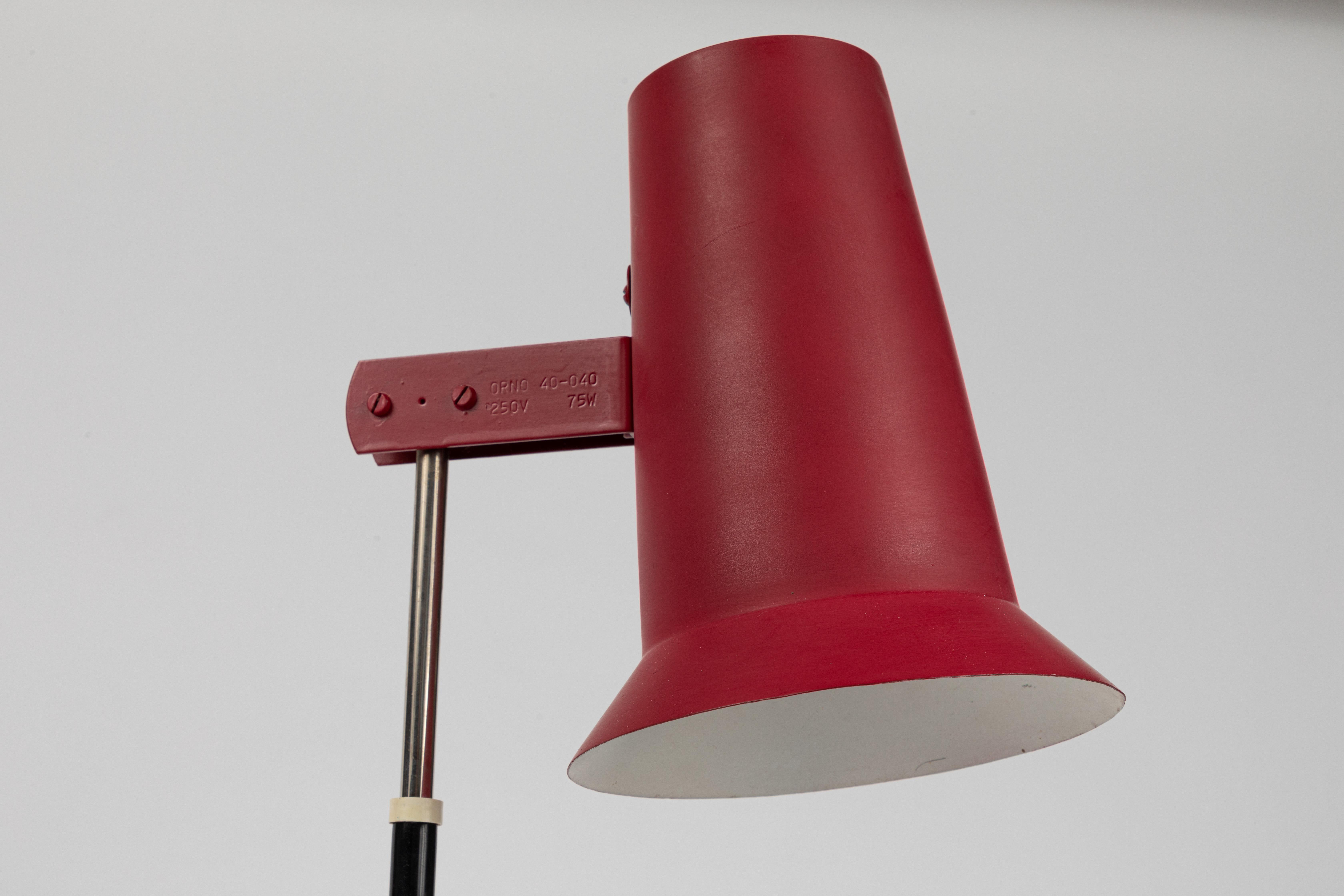 Pair of 1960s Yki Nummi Series 40-040 Red Table Lamps for Stockmann-Orno For Sale 3
