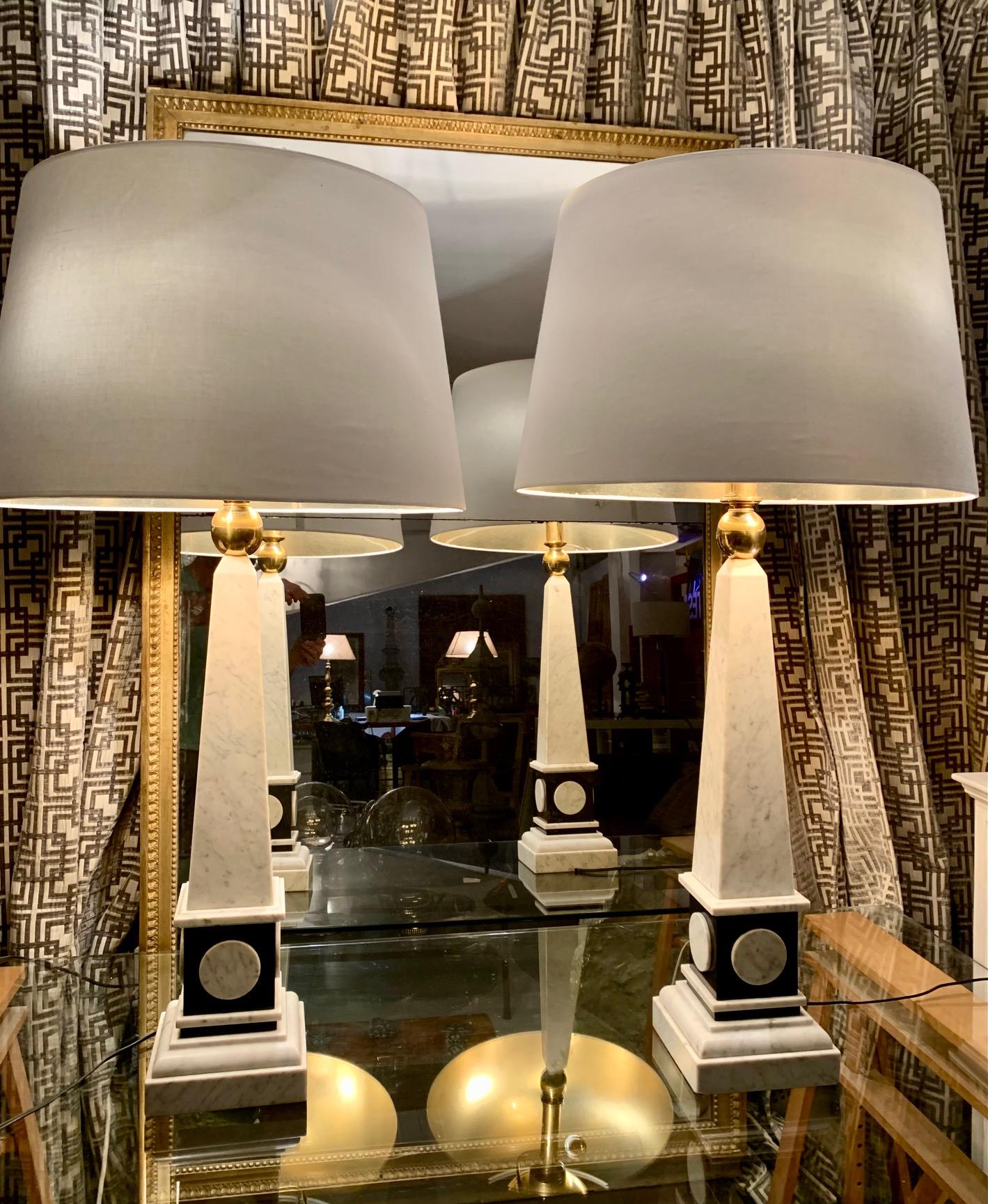 French Pair of 1960 Large Marble and Stone Obelik Form Table Lamps For Sale