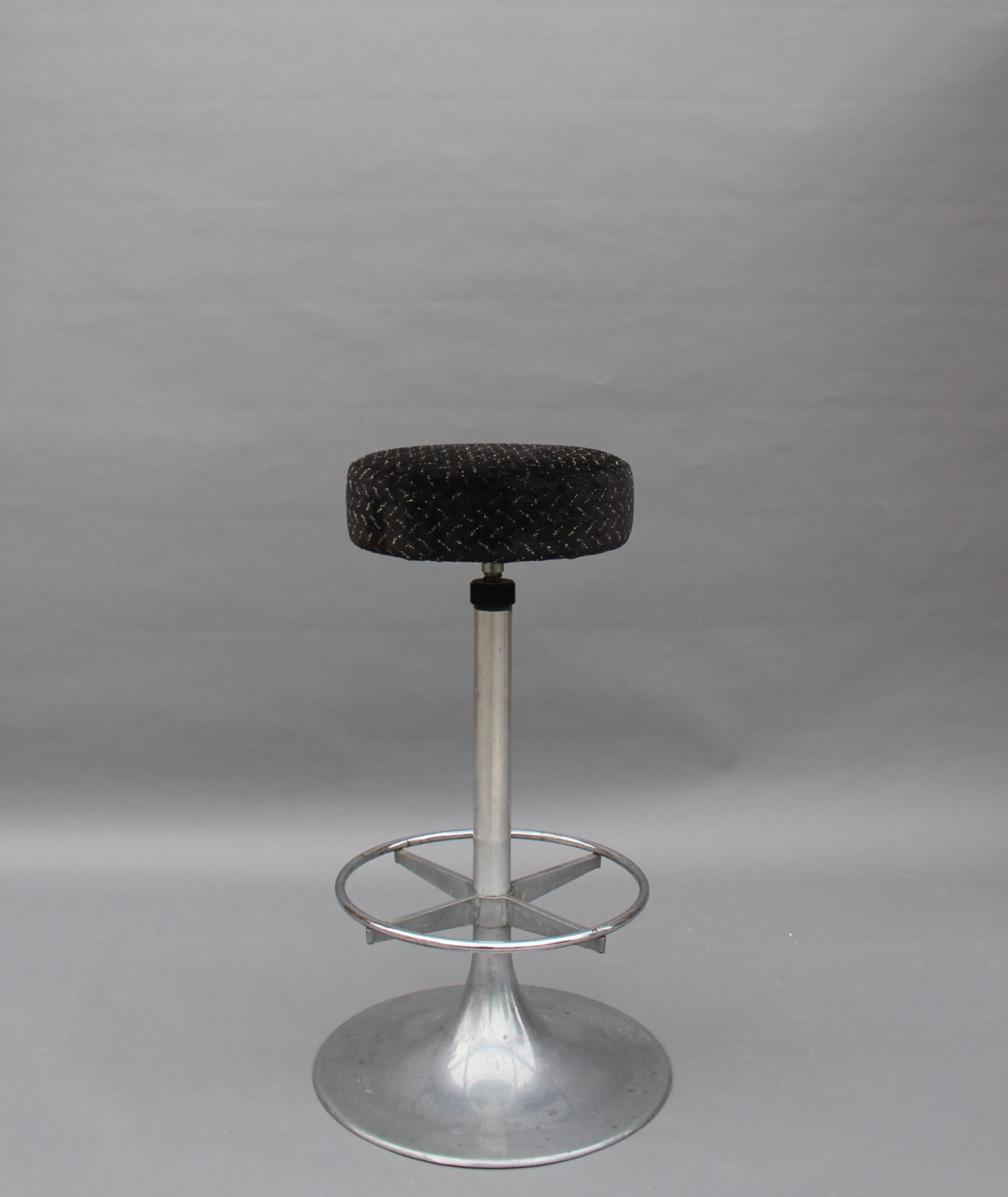 French Pair of 1960s Aluminum Bar Stools For Sale