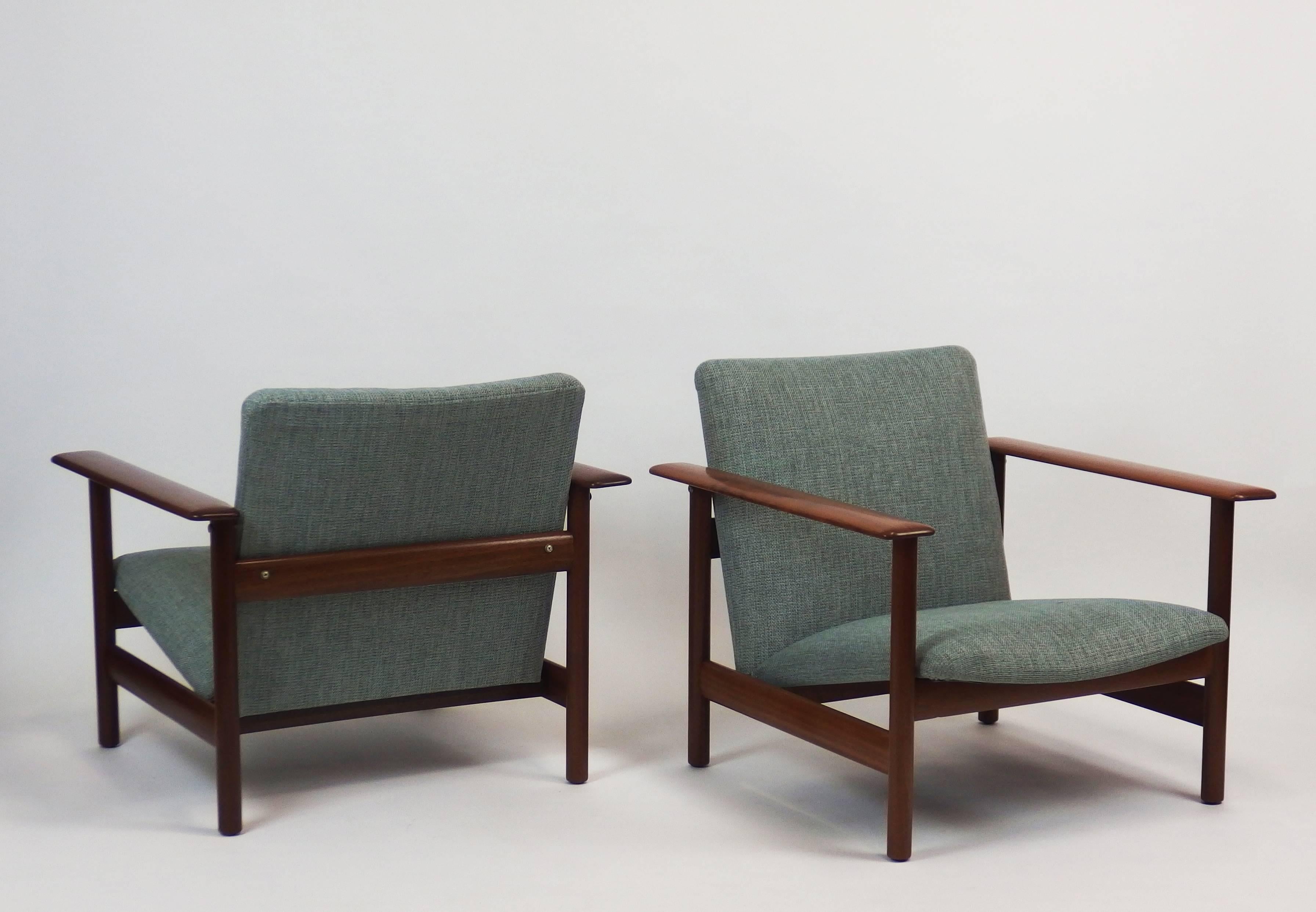 Mid-Century Modern Pair of 1960s Armchairs by Steiner For Sale