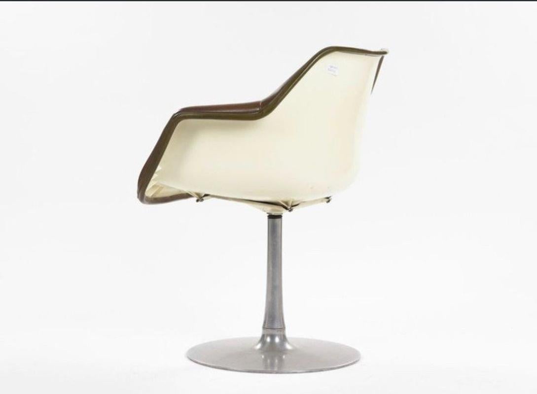 Européen Paire de fauteuils des années 1960, conçus par Robin Day. en vente