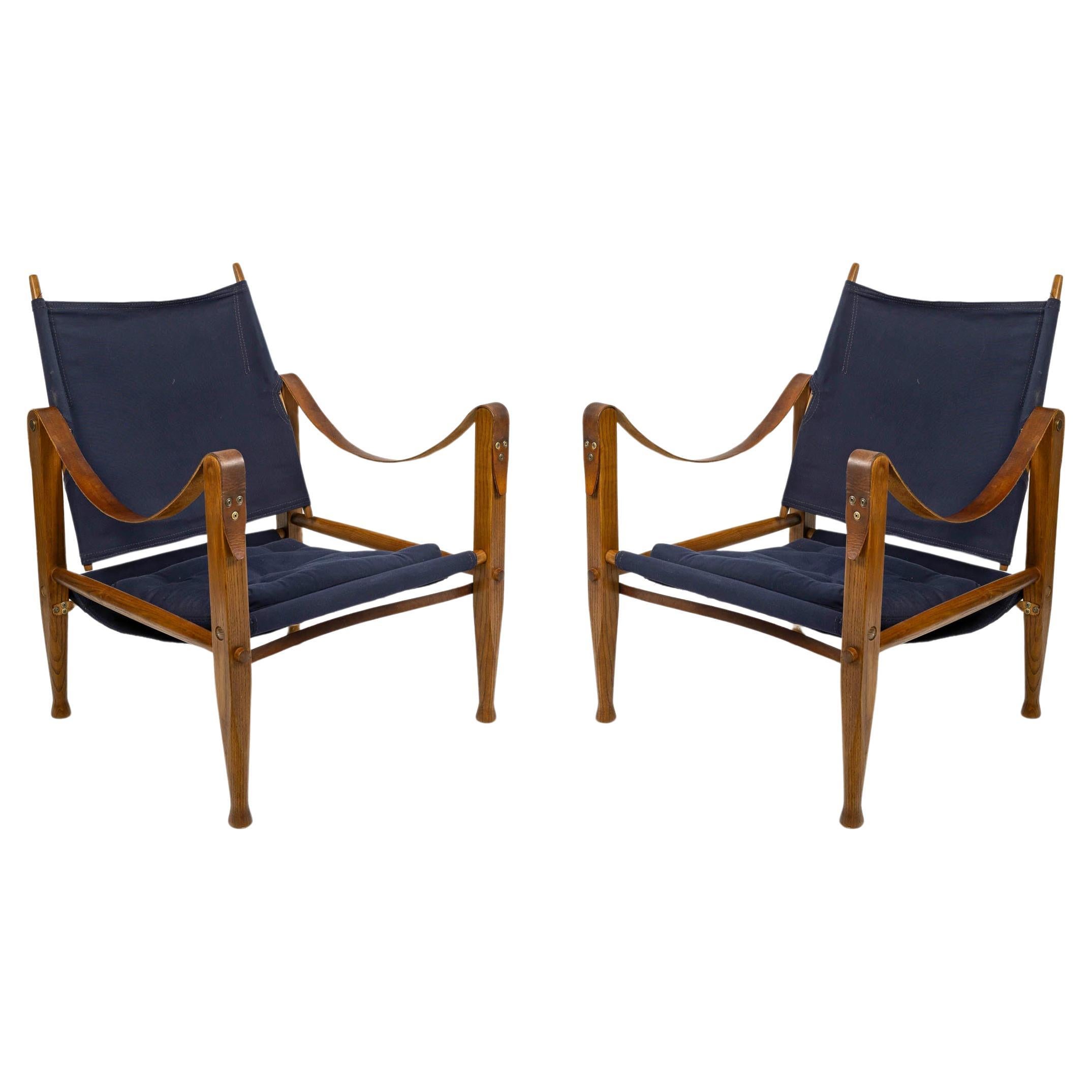 Pair of 1960s Armchairs in Oak, Leather and Canvas. For Sale