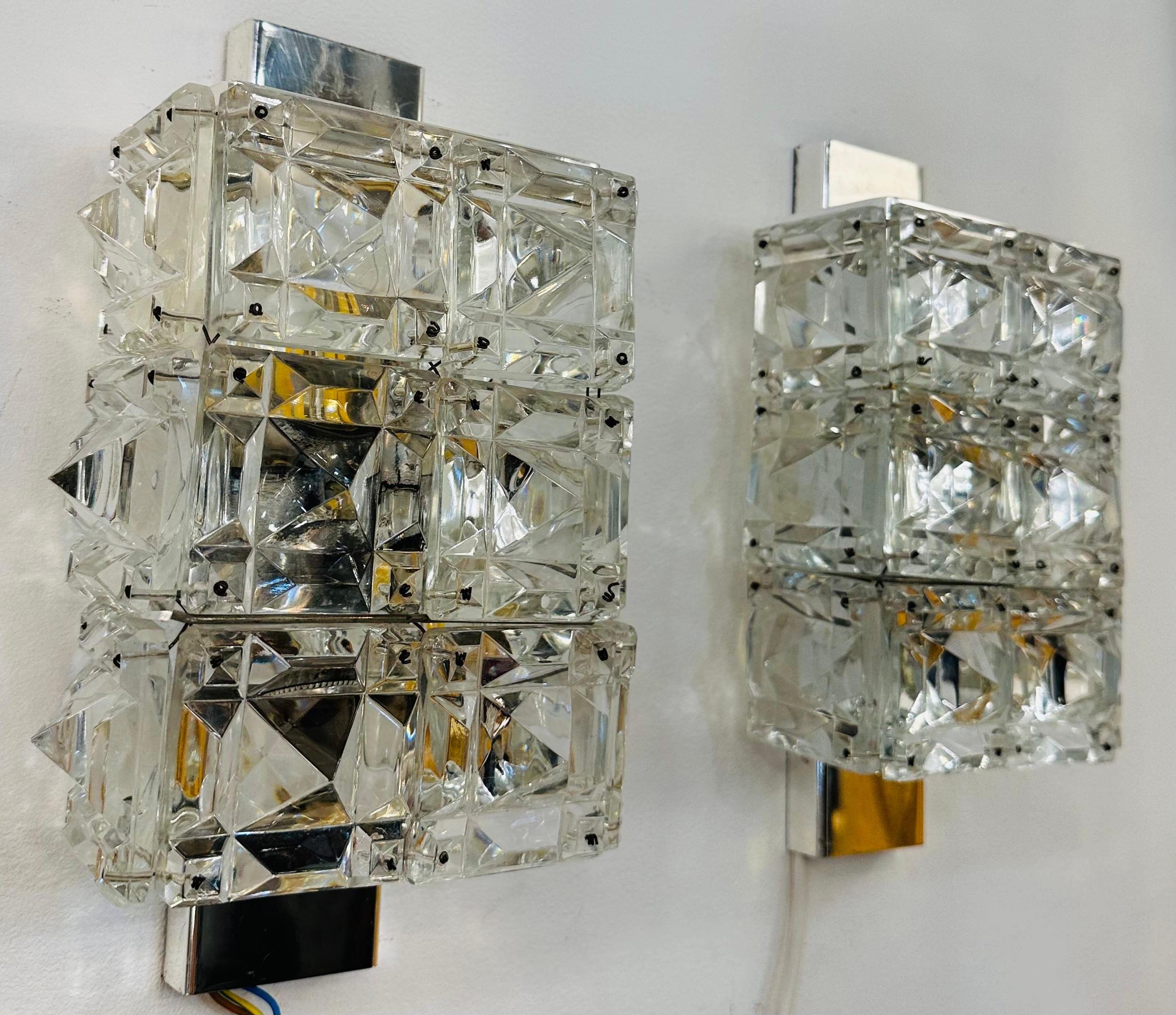 Pair of 1960s Austrian Kinkeldey Prism Faceted Crystal & Chrome Wall Sconces For Sale 7
