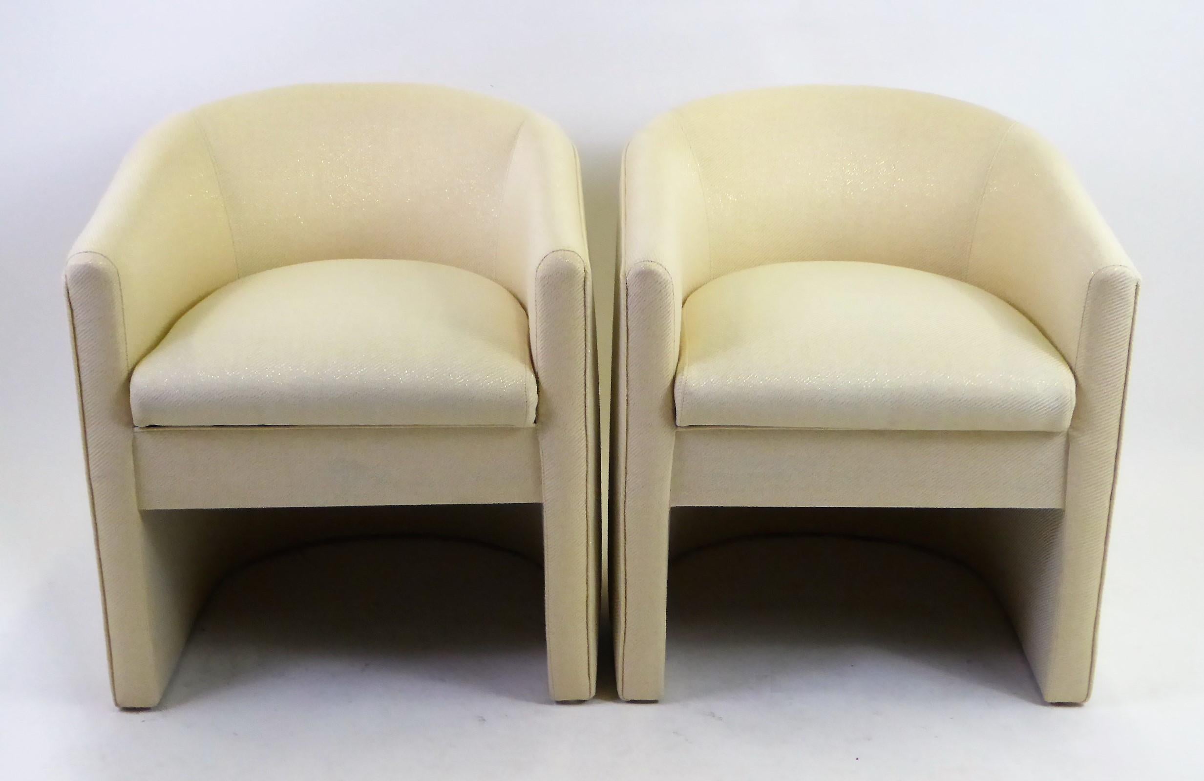 Pair of 1960s Barrel Back Tub Chairs in White and Gold Weave 2