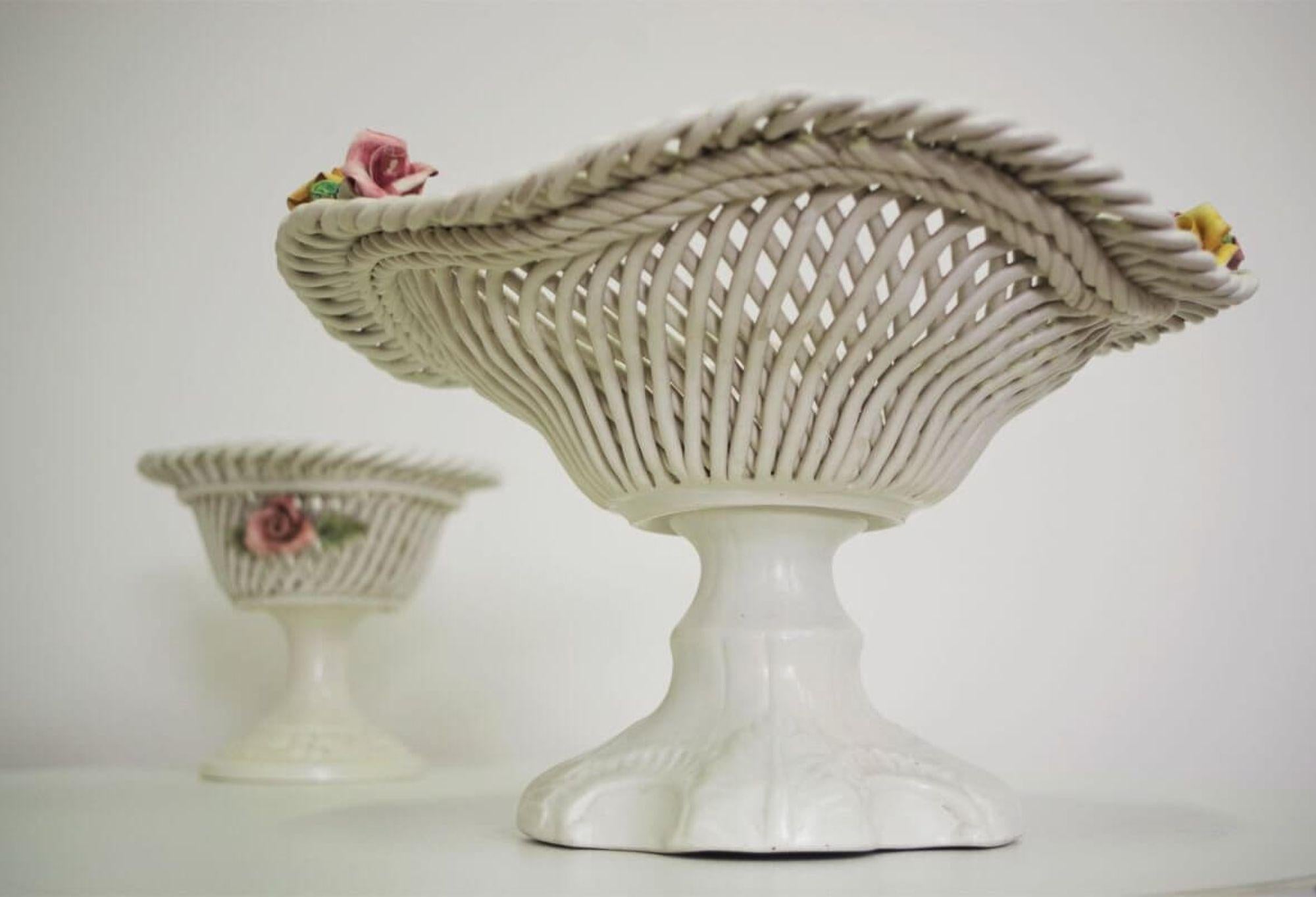 Pair of 1960s Bassano Ceramic Centerpiece Bowls – Italian Mid-Century Elegance in vendita 13