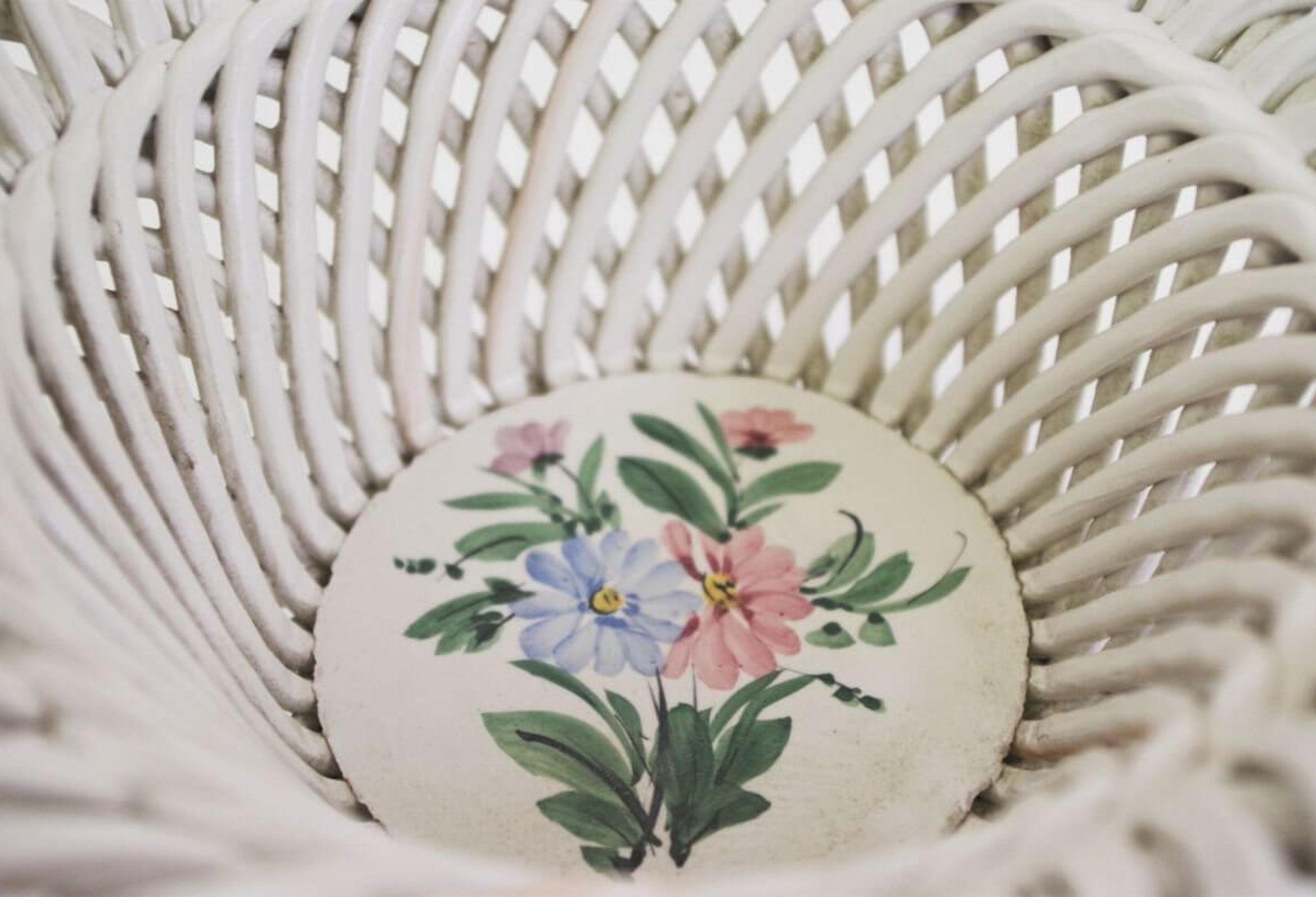 Pair of 1960s Bassano Ceramic Centerpiece Bowls – Italian Mid-Century Elegance in vendita 3
