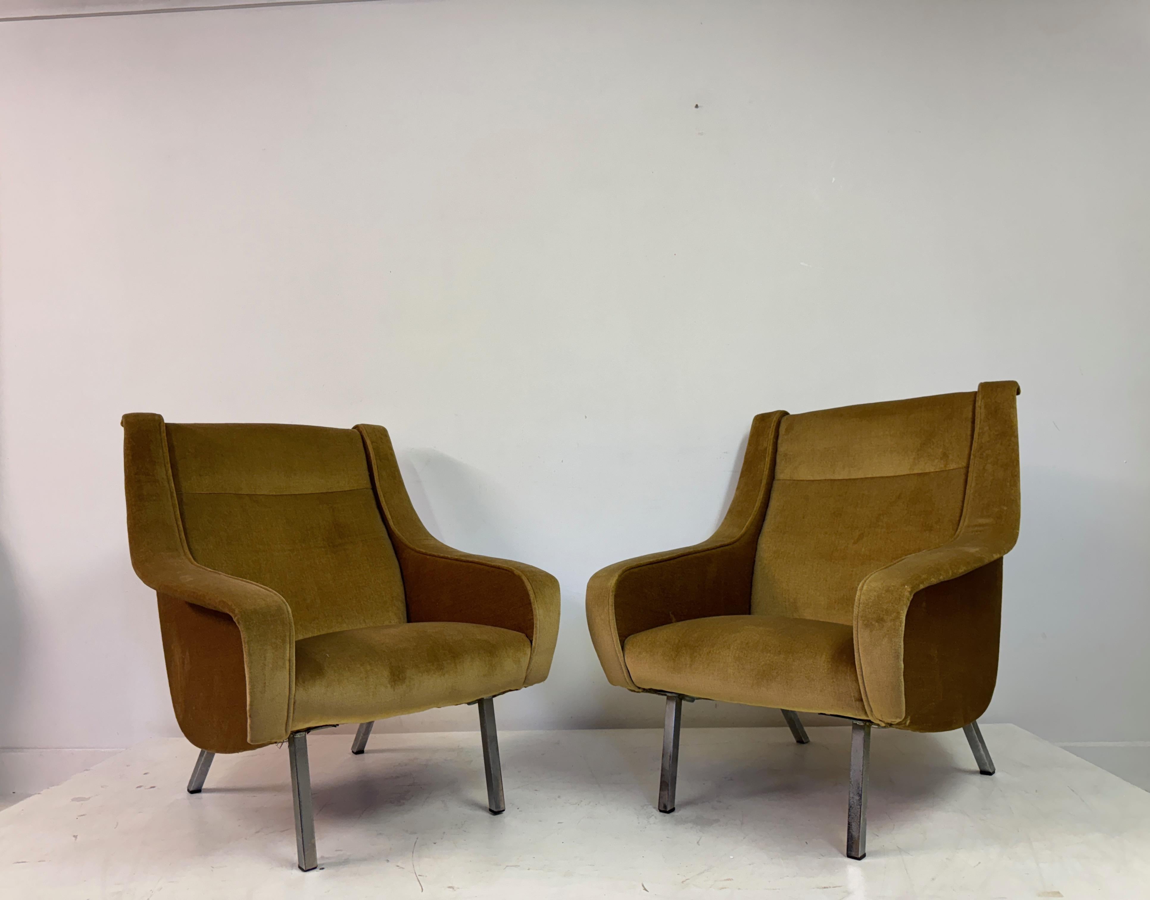 20th Century Pair of 1960s Belgian Armchairs