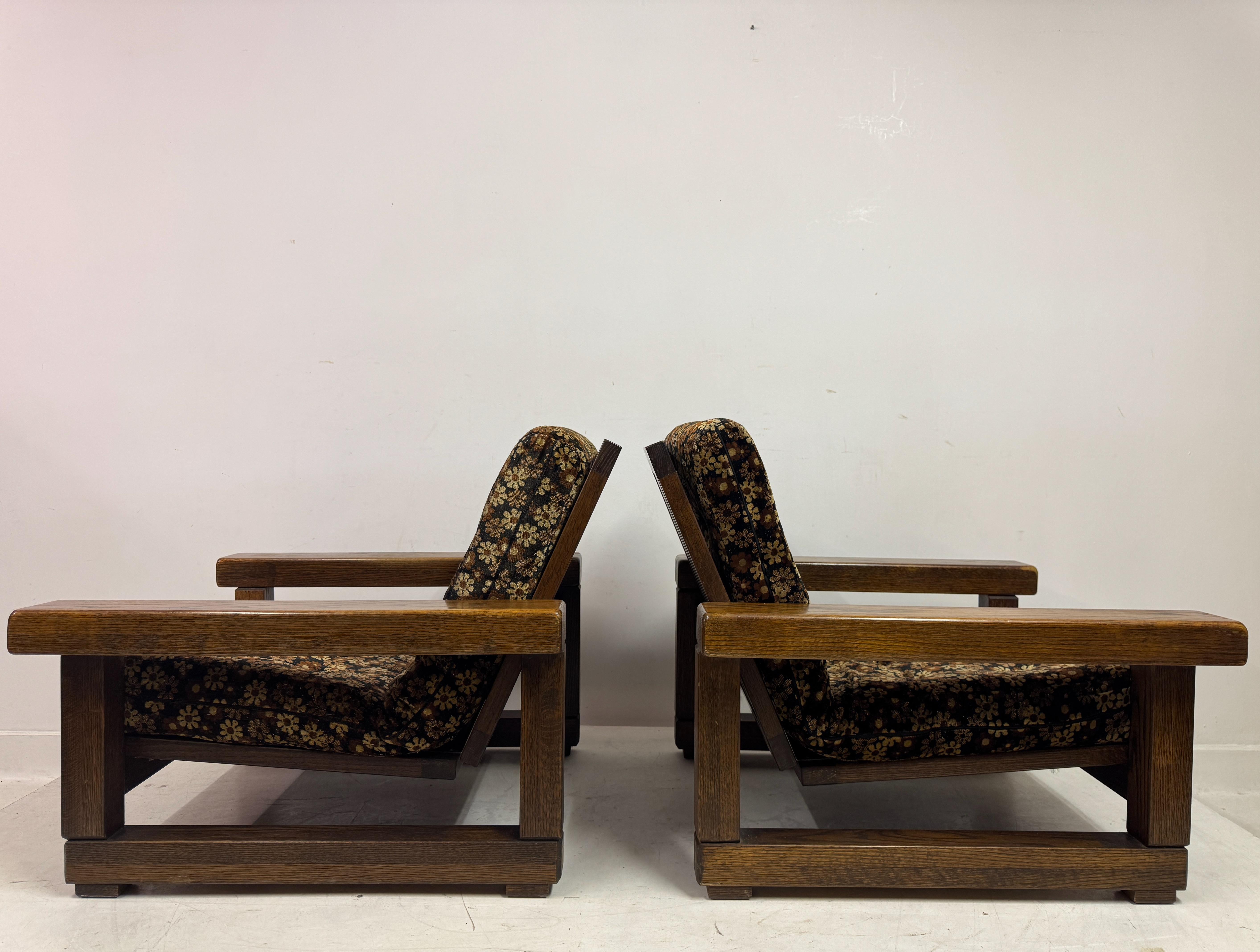 Paire de fauteuils belges des années 1960 avec dossier à lattes en vente 11