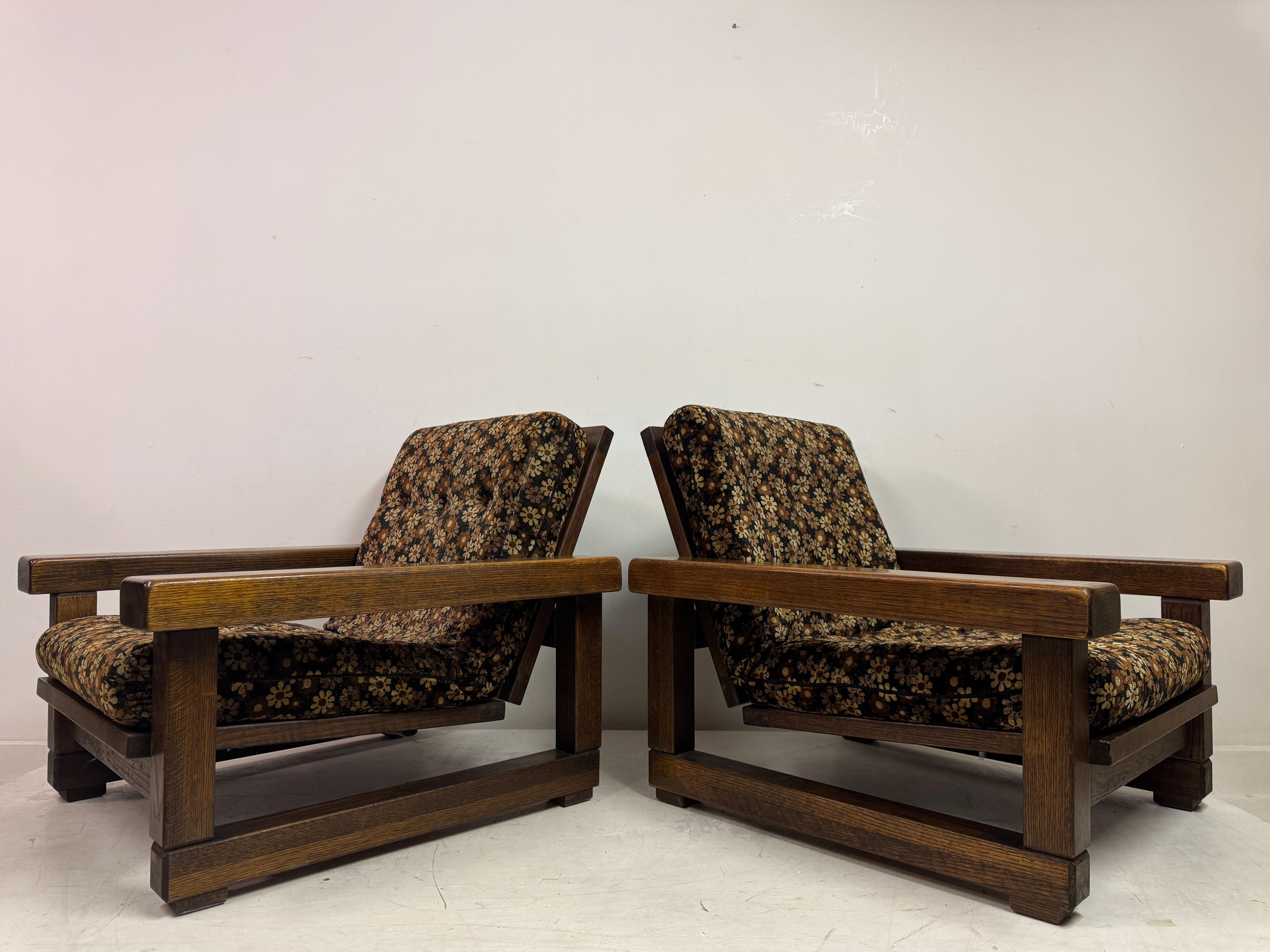 Paire de fauteuils belges des années 1960 avec dossier à lattes en vente 12