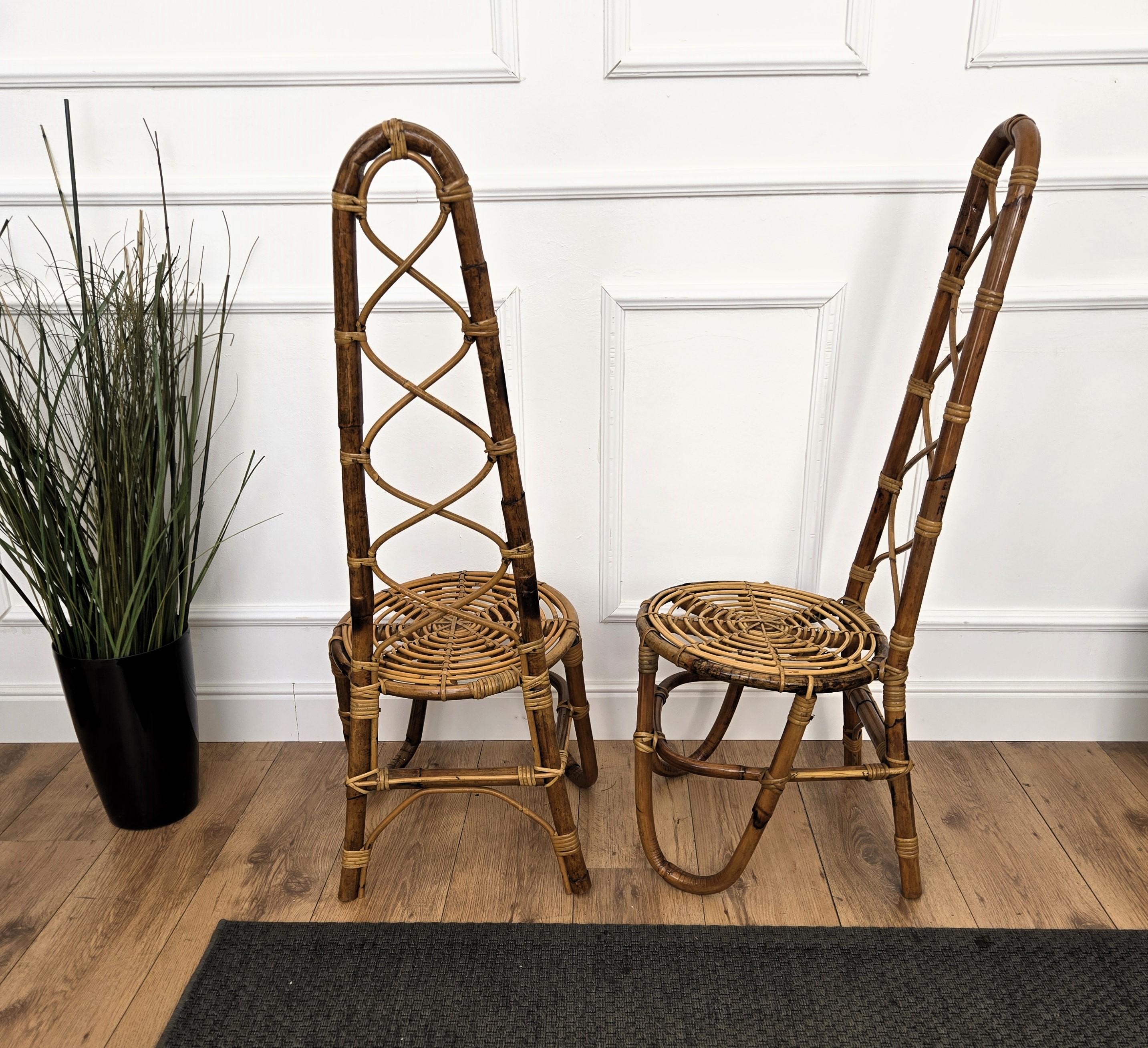 Pareja de sillas de salón laterales Dirk Van Sliedrecht de mimbre de bambú curvado de los años 1960 en Bueno estado para la venta en Carimate, Como