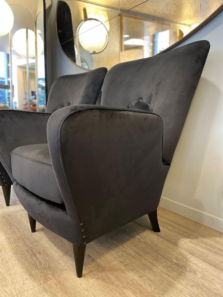 Italian Pair of 1960s Black Velvet Armchairs For Sale