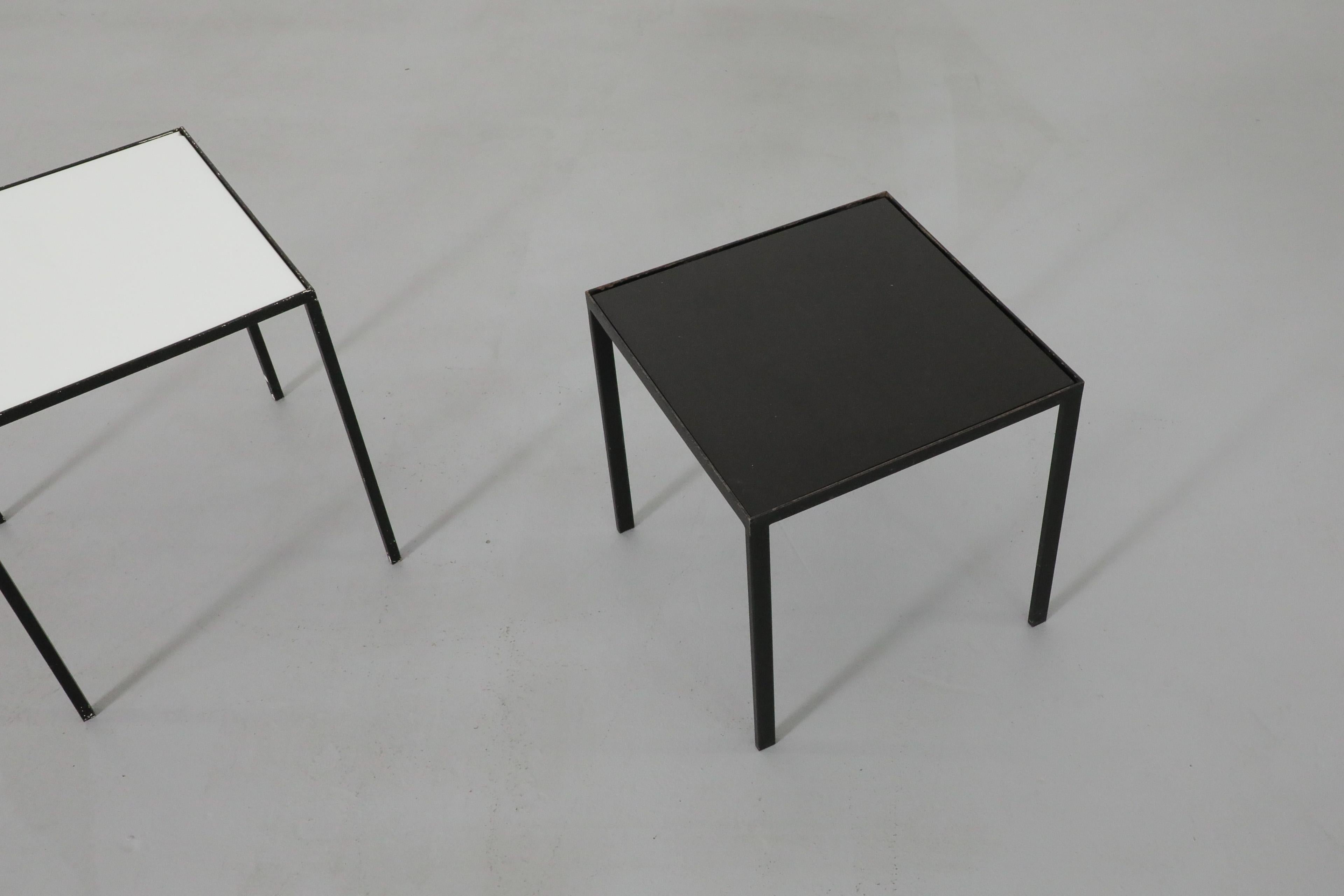 Metal Pair of 1960's Black & White Glass Artimeta Side Tables For Sale