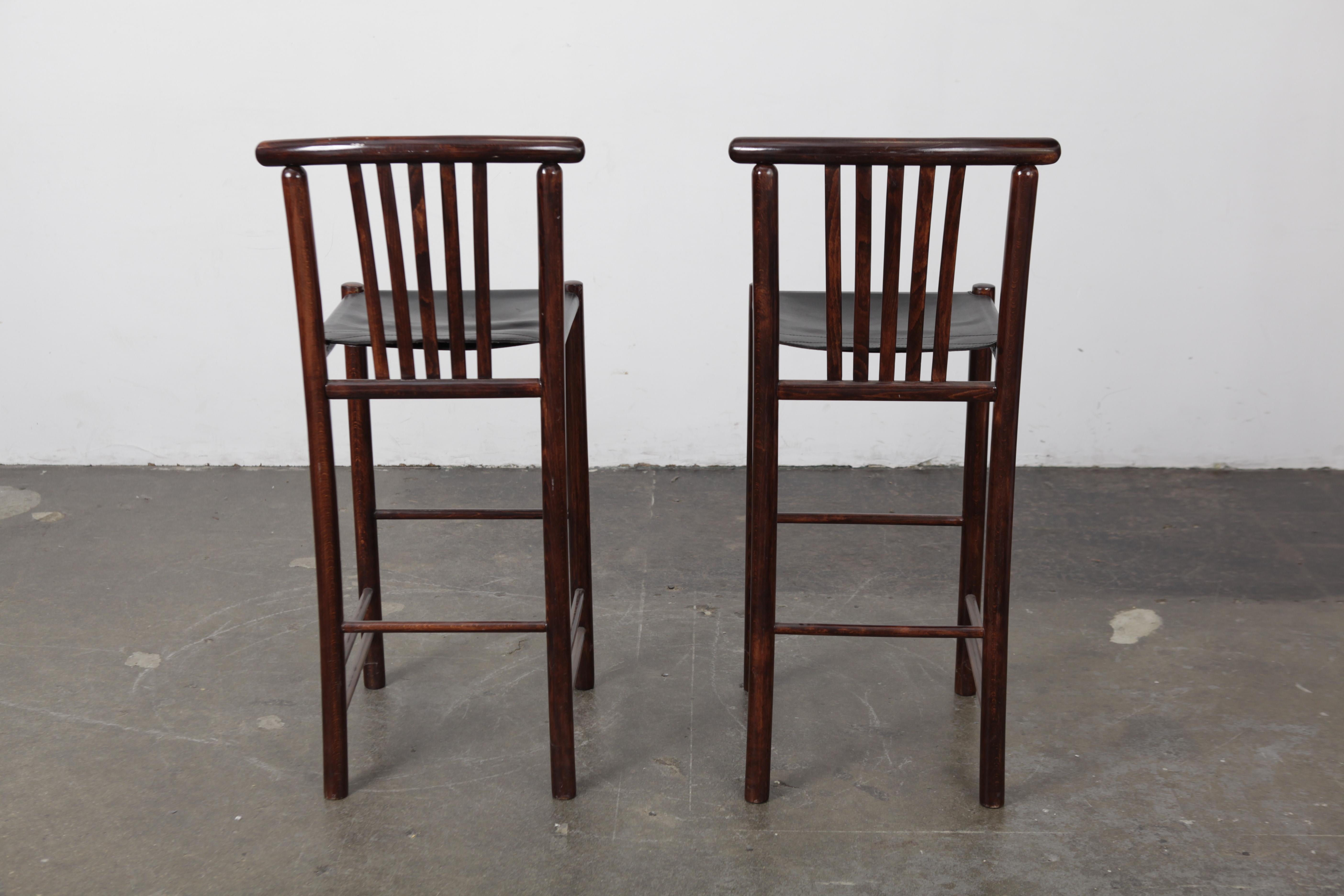 Pair of 1960s Brazilian Bar Height Stools In Good Condition For Sale In North Hollywood, CA