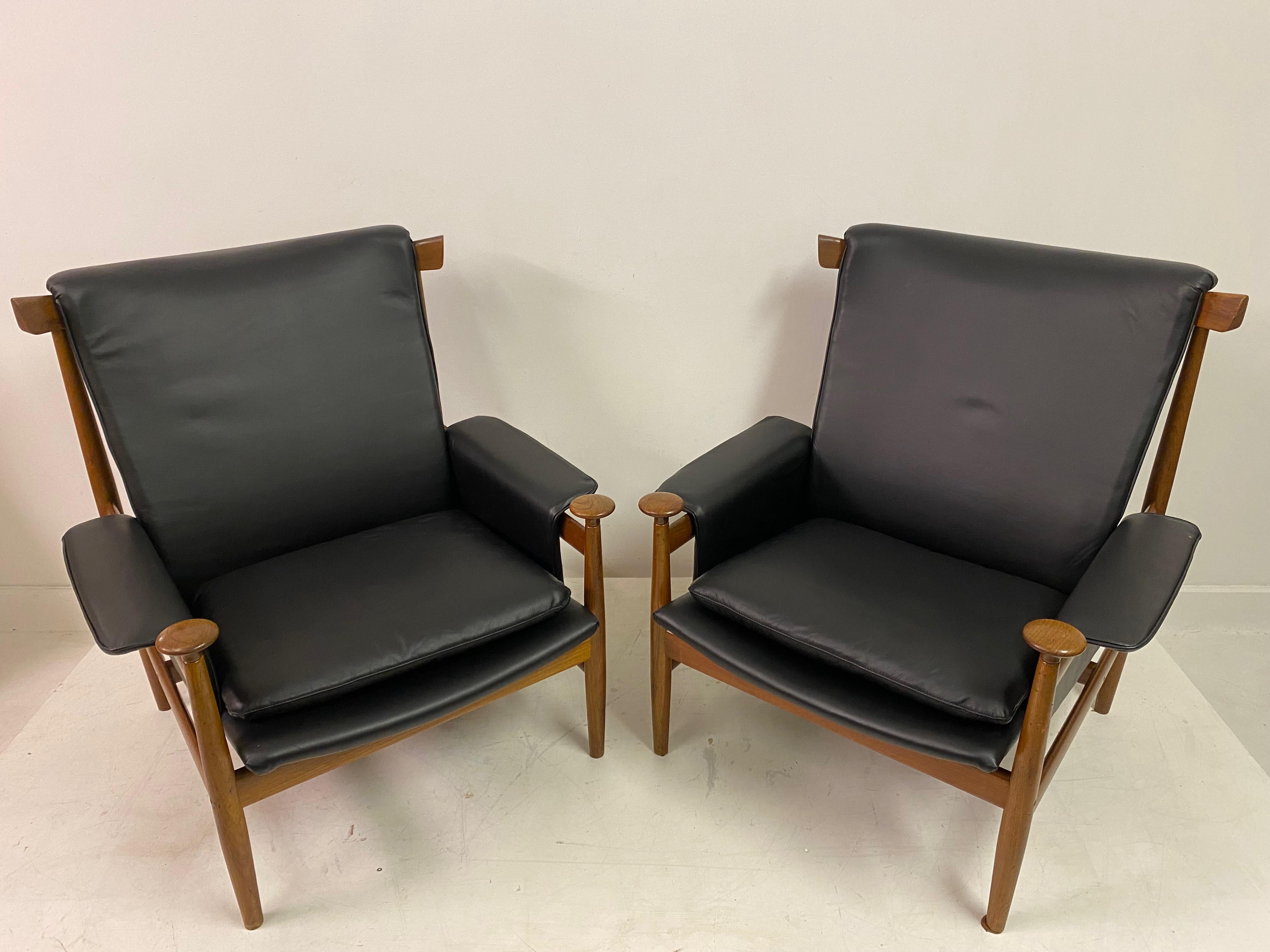 Danish Pair of 1960s Bwana Armchairs by Finn Juhl in Black Leather