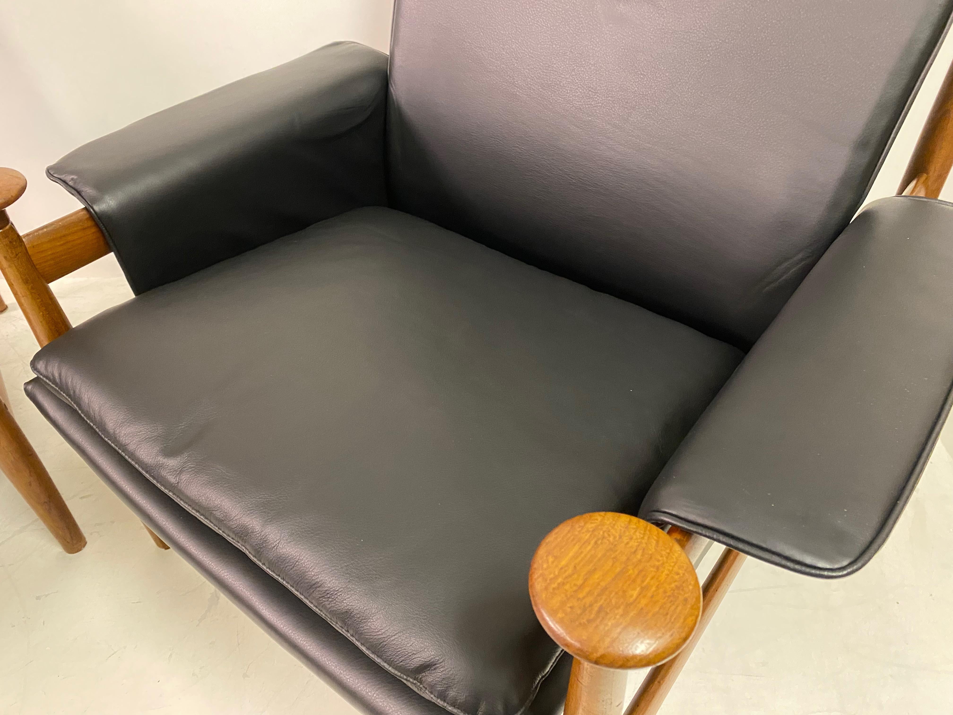 20th Century Pair of 1960s Bwana Armchairs by Finn Juhl in Black Leather