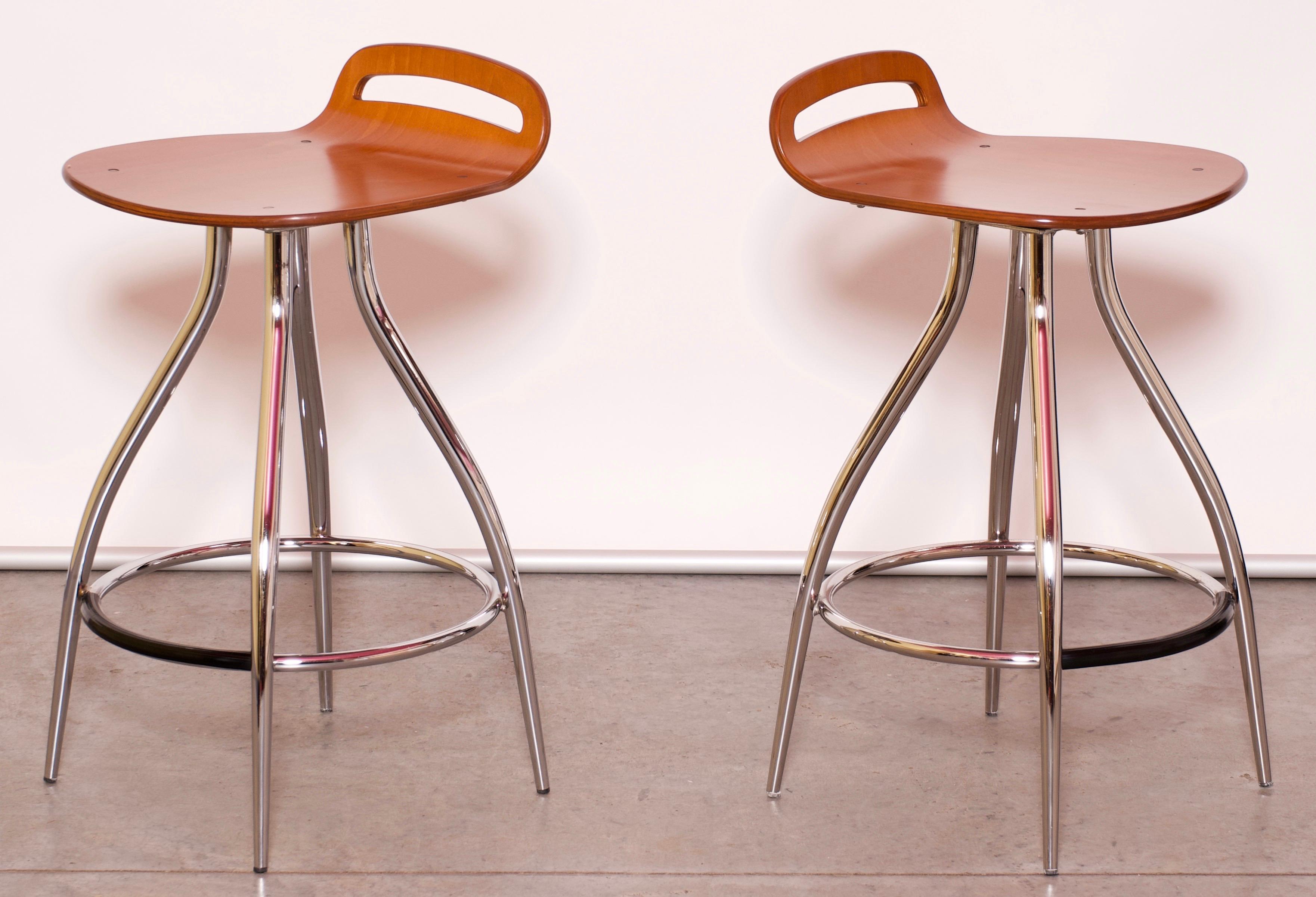 North American Pair of 1960s Calligaris Gin Chrome and Wood Mid-Century Modern Barstools