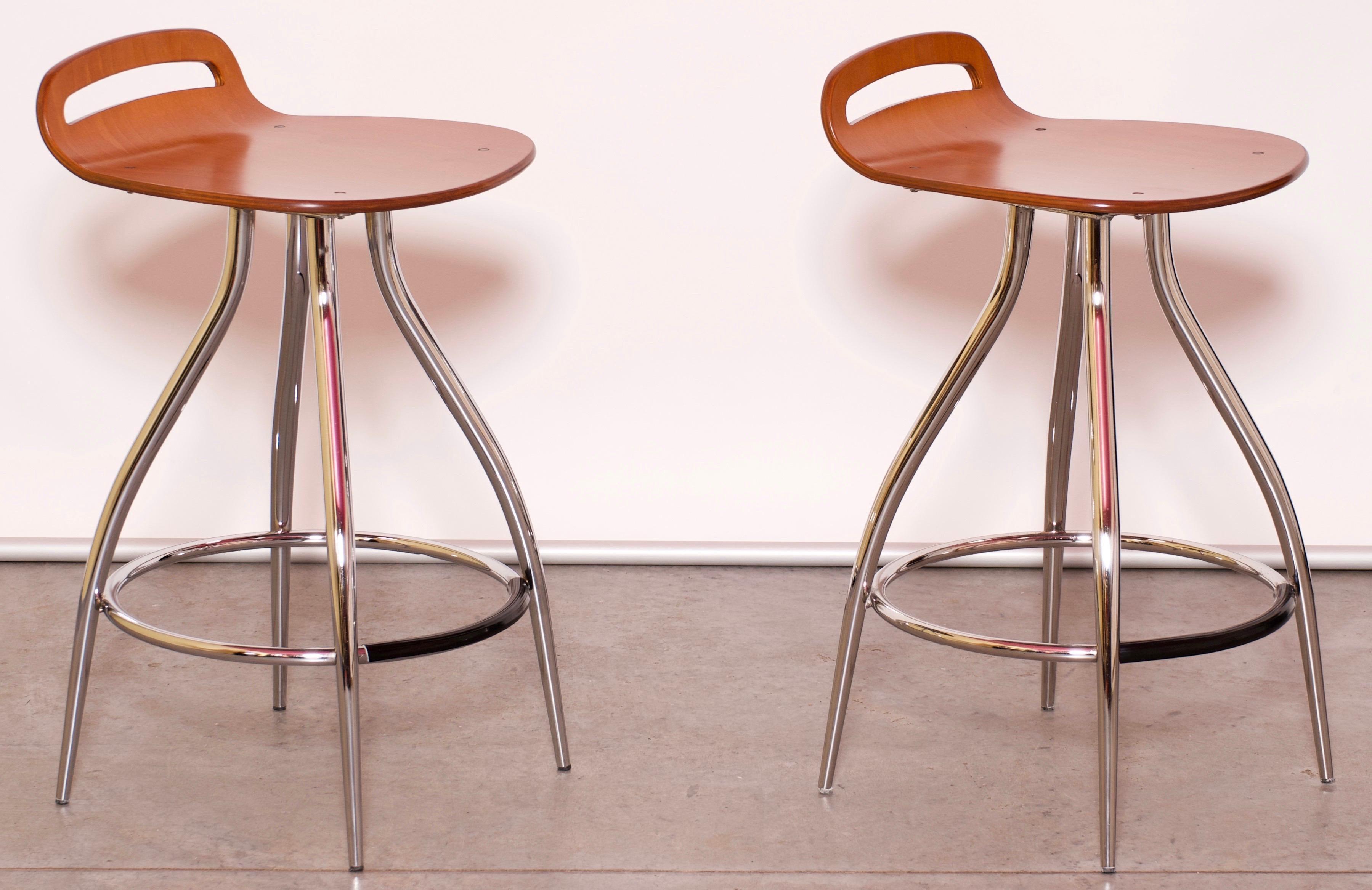 Pair of 1960s Calligaris Gin Chrome and Wood Mid-Century Modern Barstools In Good Condition In Boynton Beach, FL