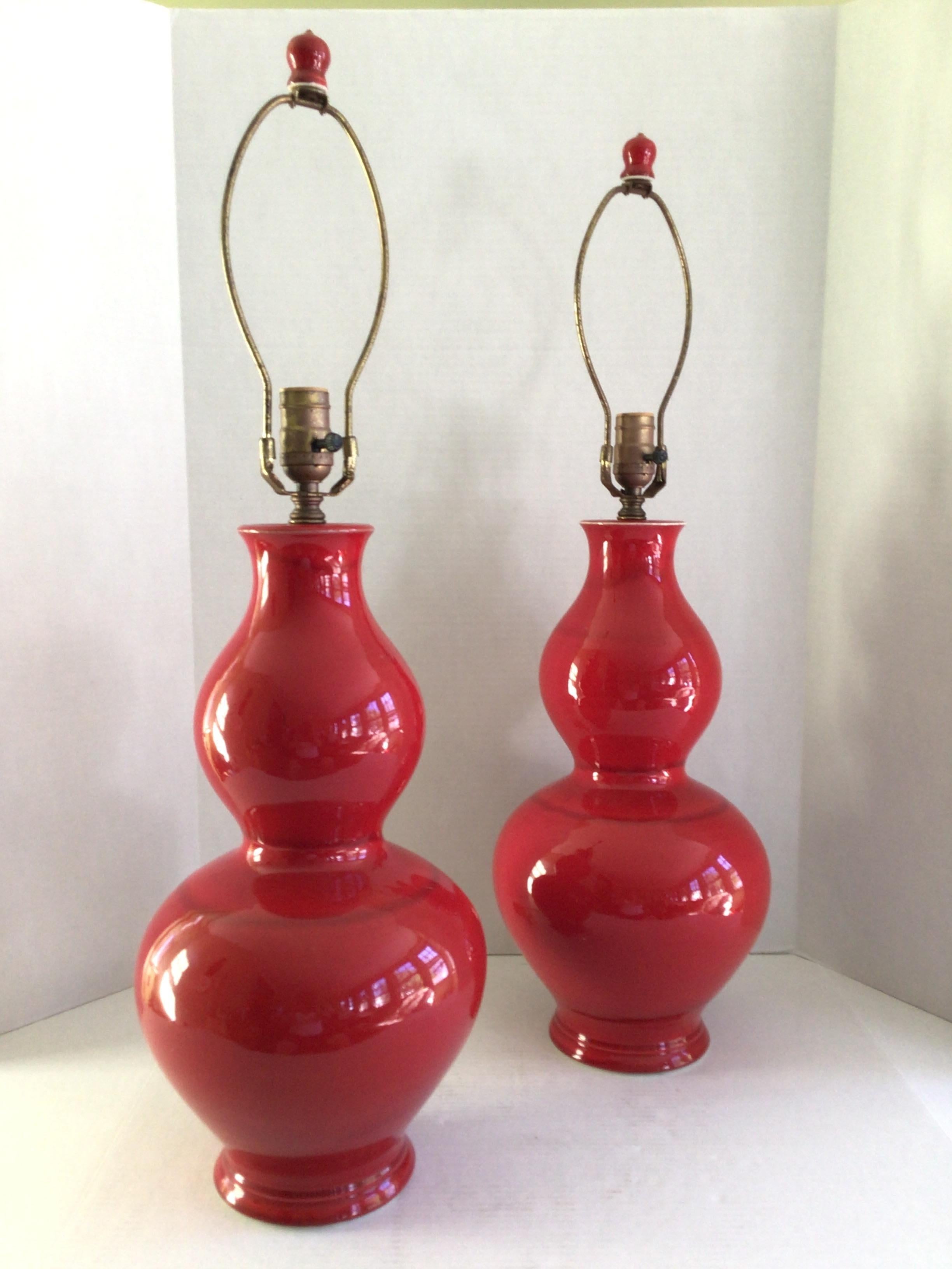 Pair of 1960s Candy Apple Red Table Lamps With Red Finials In Good Condition For Sale In Tarrytown, NY