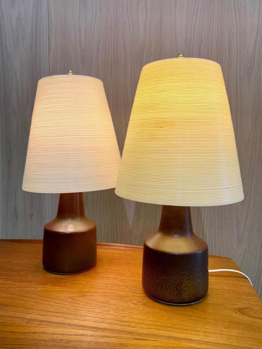 Pair of 1960s Ceramic Lotte Lamps with Original Shades 2