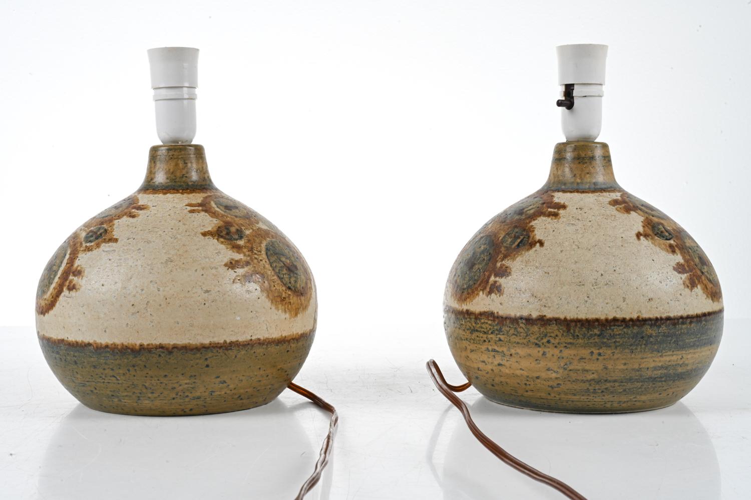Paire de lampes de bureau en céramique des années 1960 par Noomi Backhausen pour Soholm Denmark en vente 3