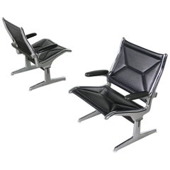Pair of 1960s Charles Eames Airport Chairs for Herman Miller, Black and Chrome