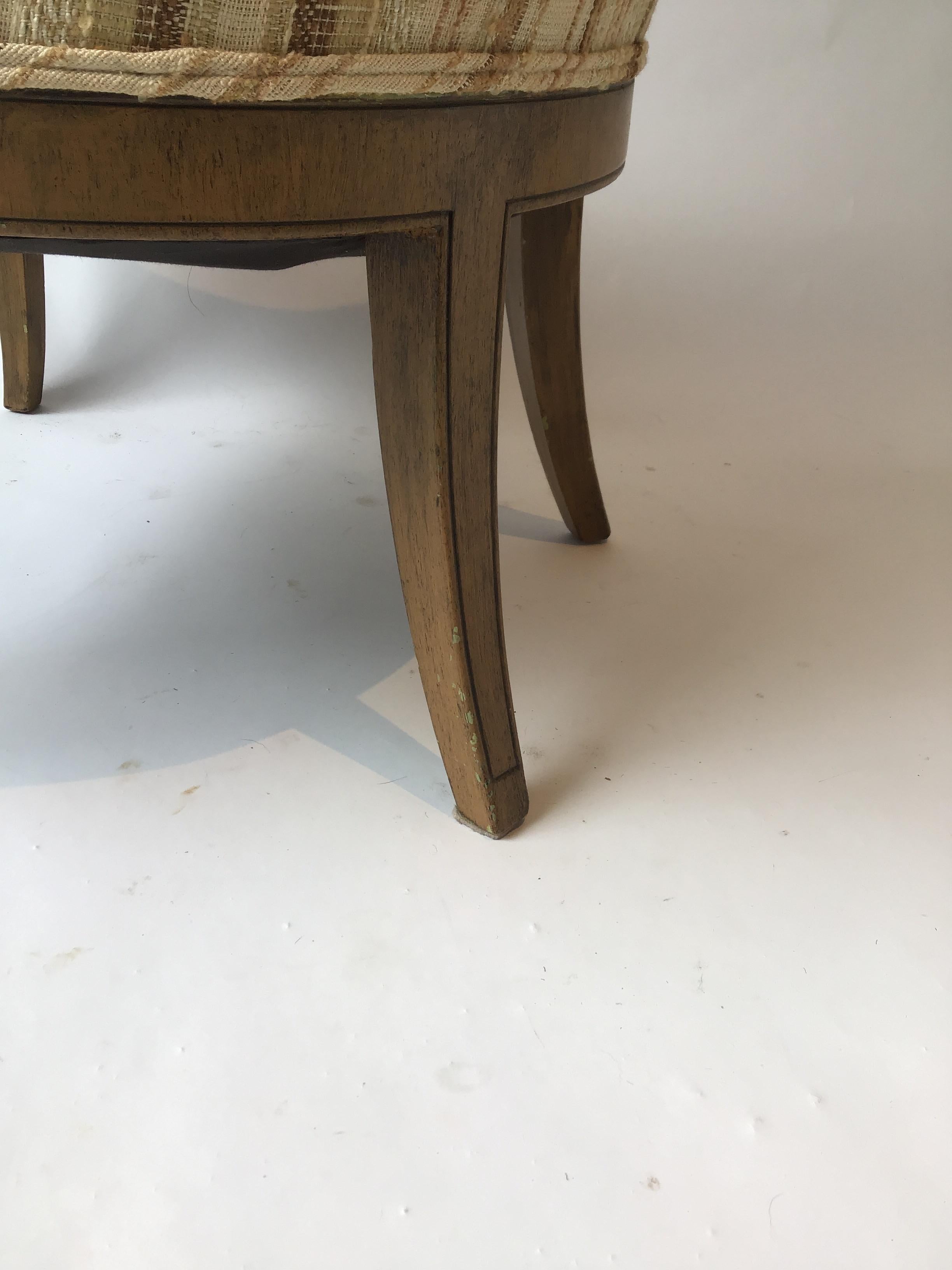 Paire de chaises classiques à dossier en forme de cuillère des années 1960 en vente 6
