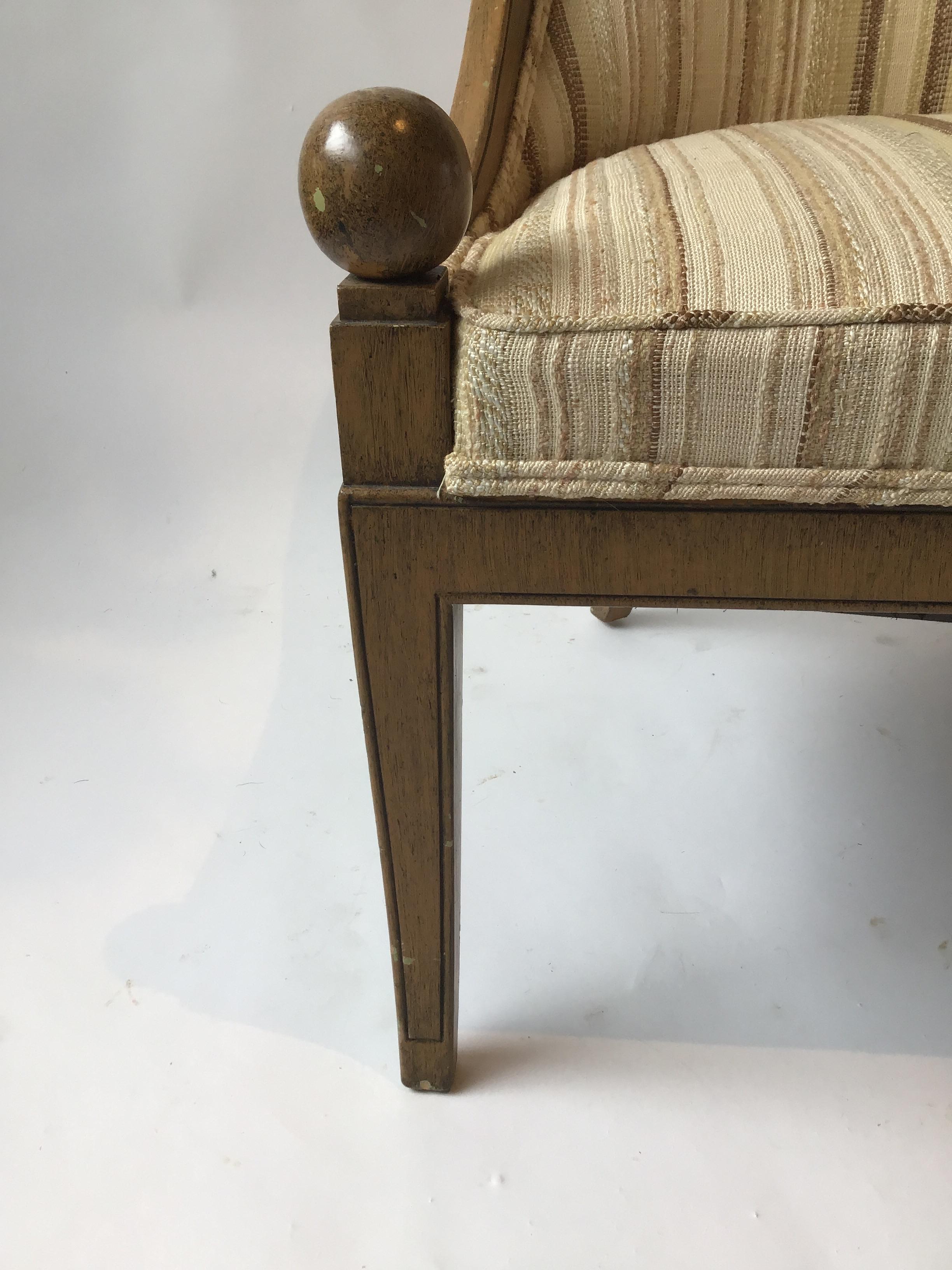 Paire de chaises classiques à dossier en forme de cuillère des années 1960 en vente 4