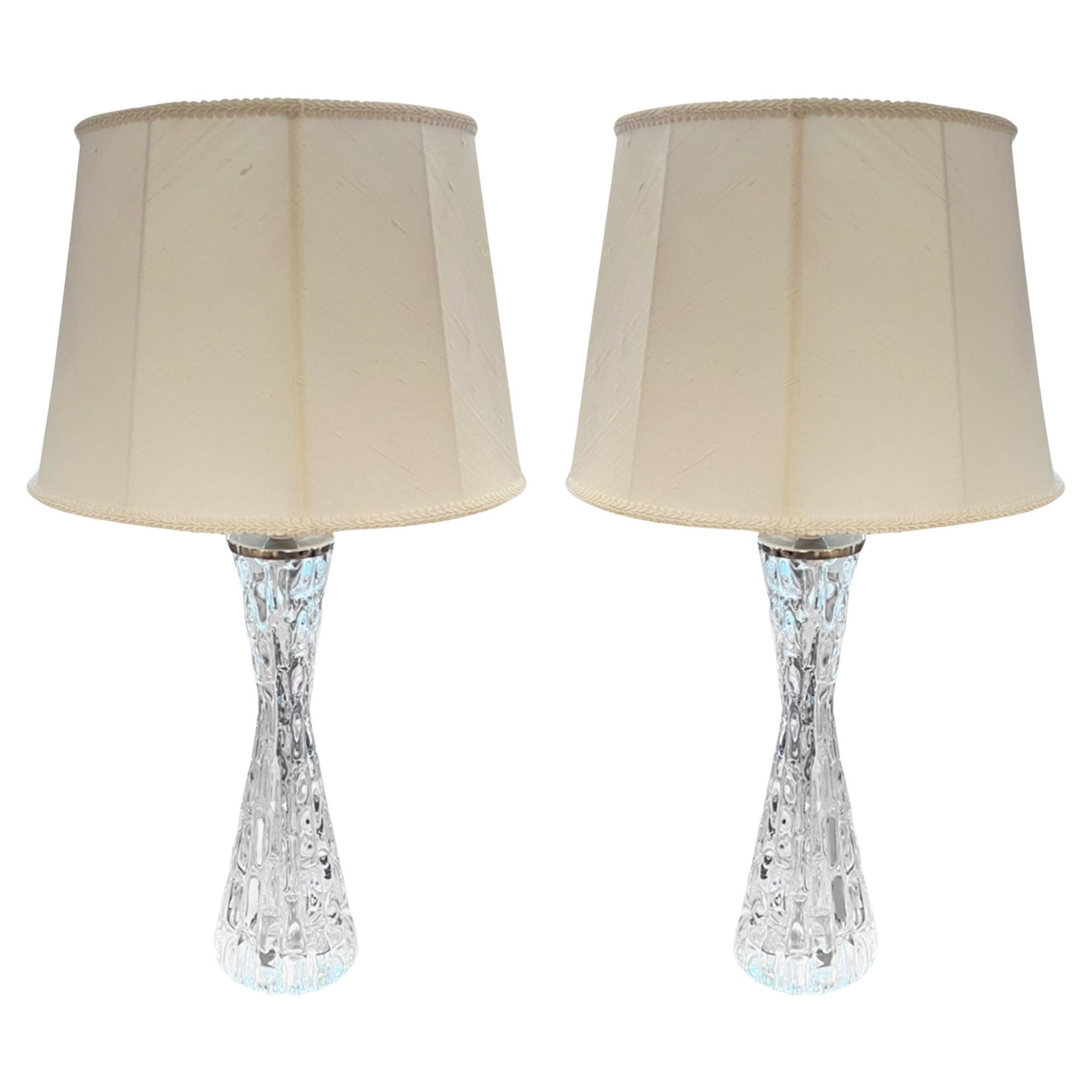 Paar Orrefors Tischlampen aus klarem Glas aus den 1960er Jahren (etwas größeres Modell)