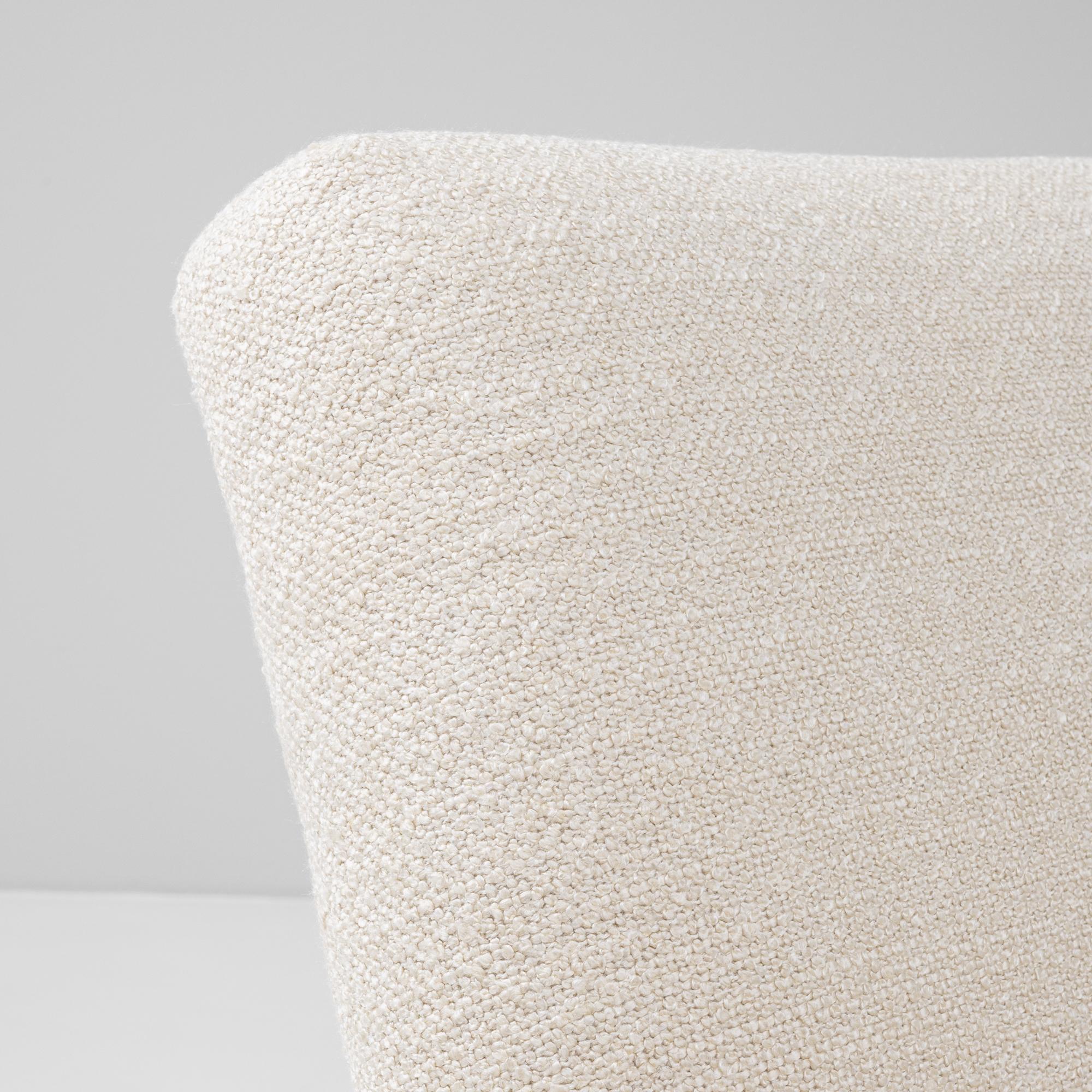 Pareja de sillones tapizados checos de los años 60, obra de Jiri Jiroutek en venta 6