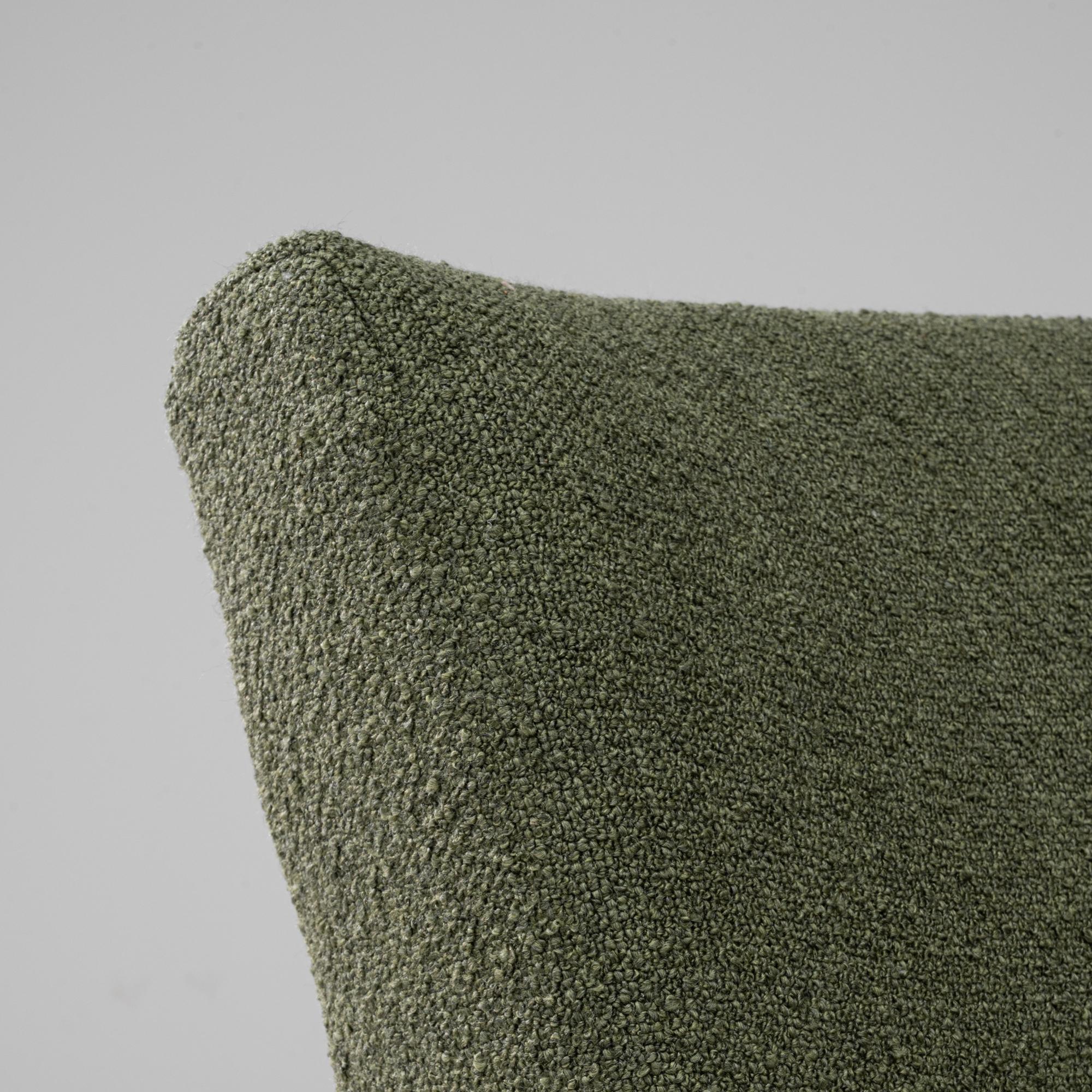 Paar tschechische gepolsterte Sessel aus den 1960er Jahren im Angebot 7