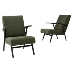 Paire de fauteuils tapissés tchèques des années 1960