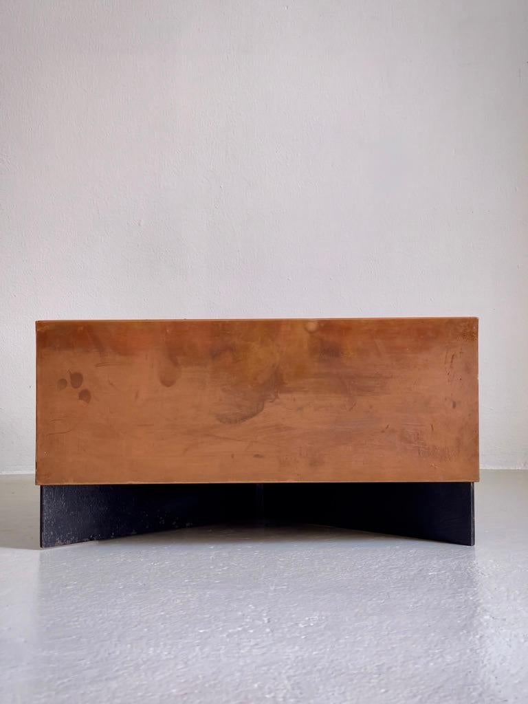 Pair of  1960s danish modern planters in patinated copper and black paint steel. For Sale 4