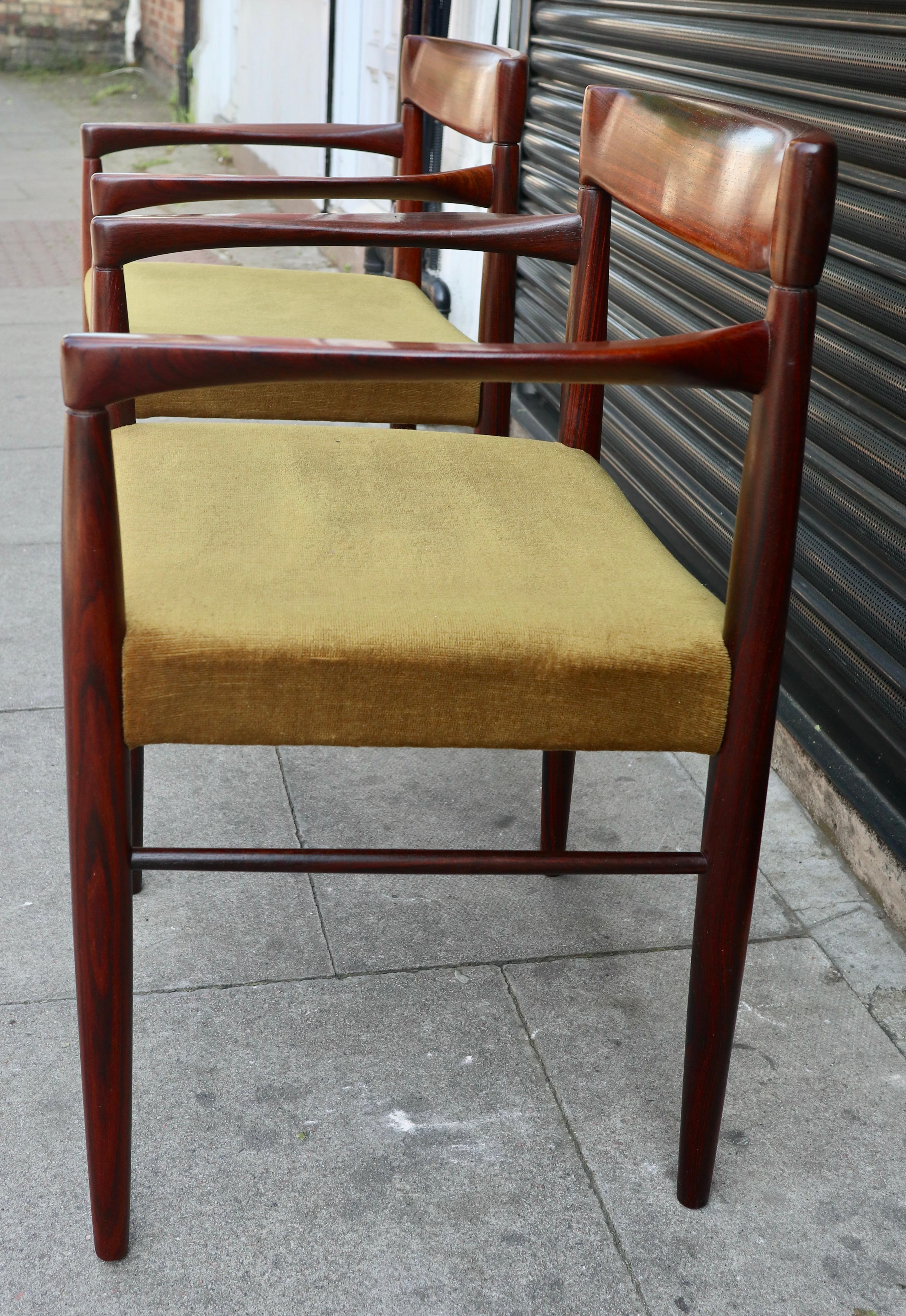 Paire de chaises de sculpteur danoises en bois de rose des années 1960 par H W Klein pour Bramin en vente 5