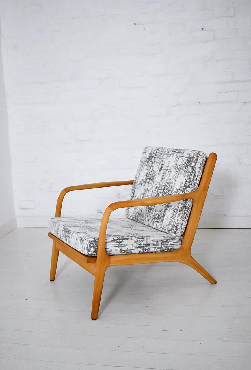 Mid-Century Modern Pair of 1960s Easy Chairs in Style of Adrian Pearsall
