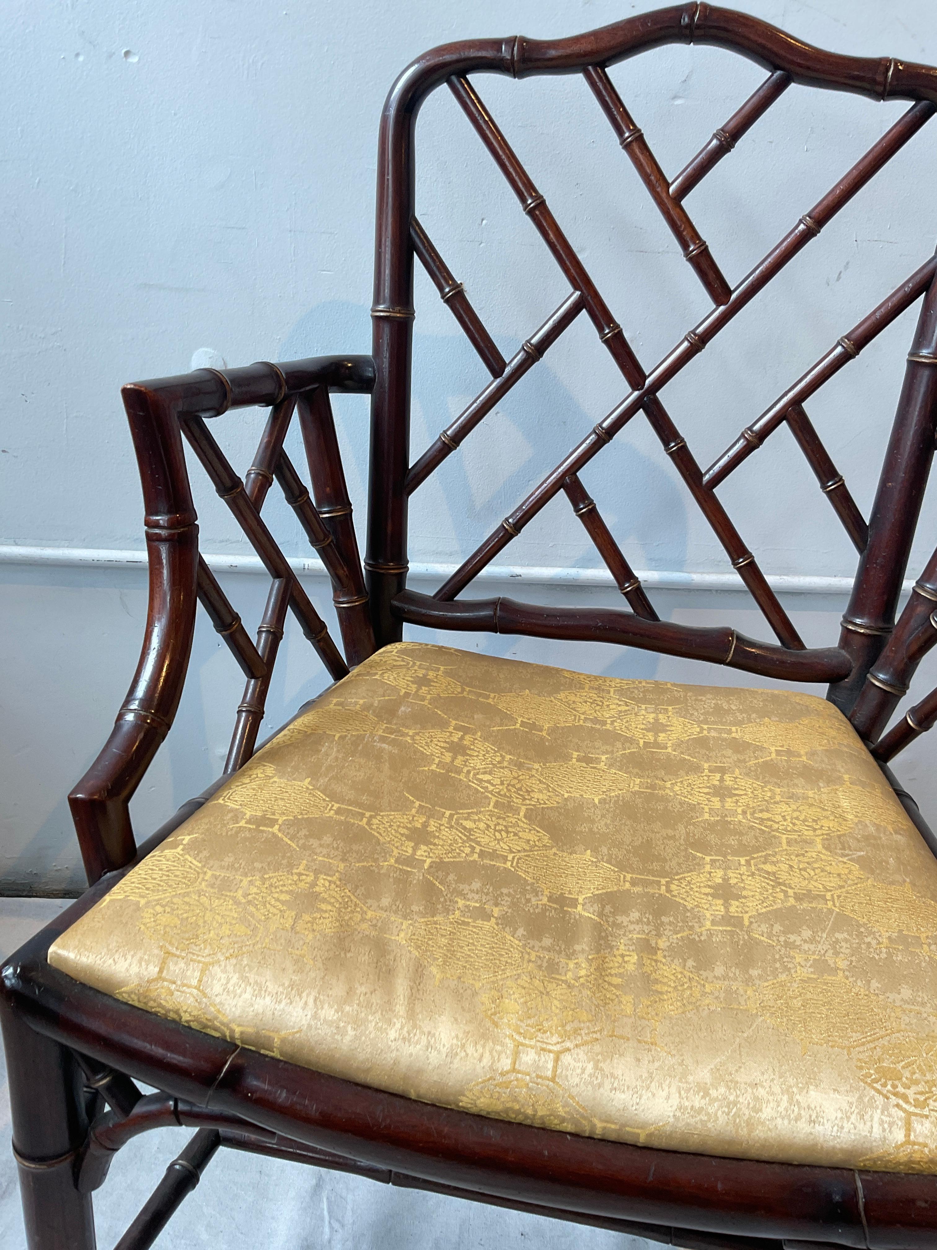 Coppia di poltrone in finto bambù Wood degli anni '60 in vendita 2