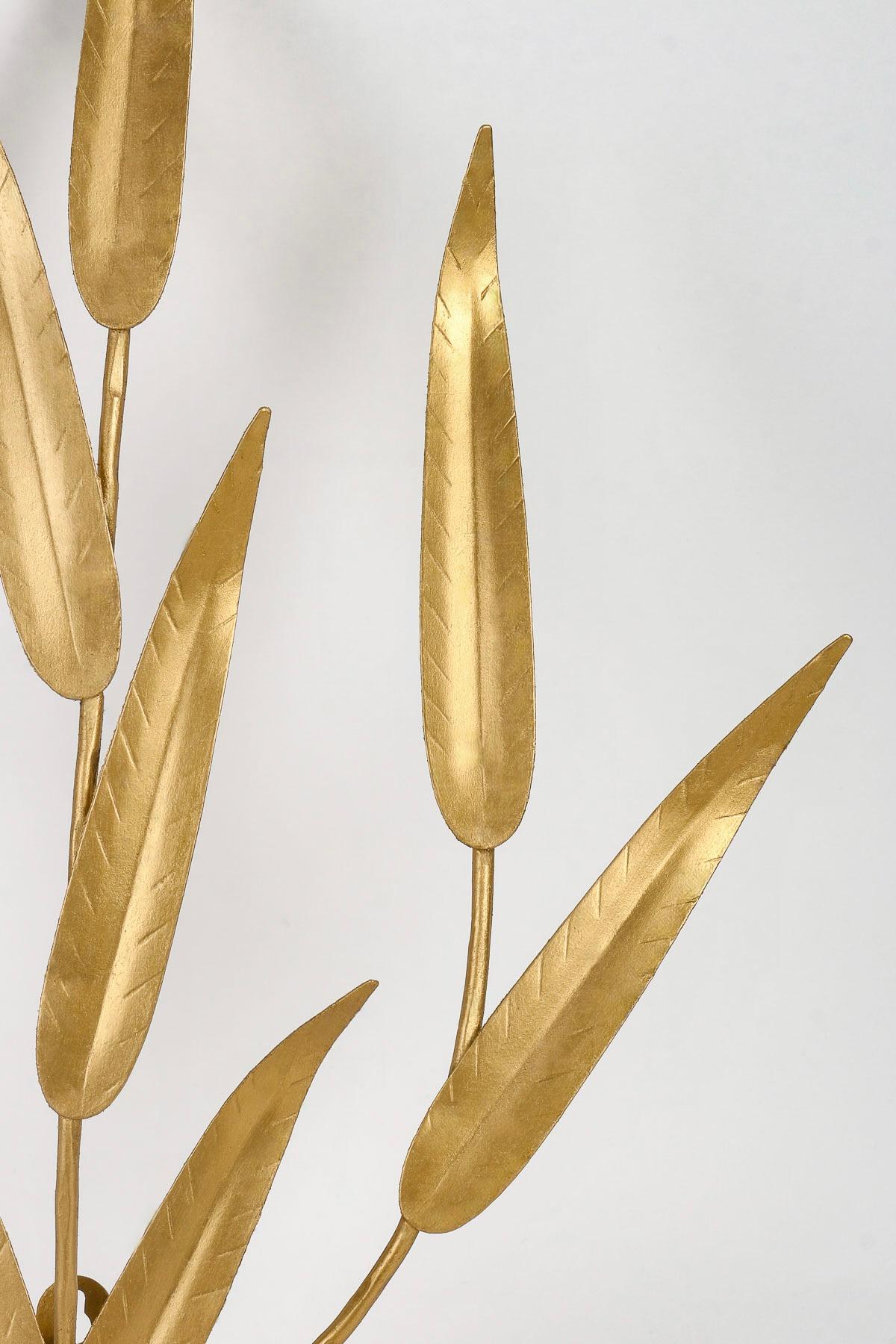 Pair of 1960s 'Foliage' Sconces by Maison FlorArt In Good Condition For Sale In Saint-Ouen, FR