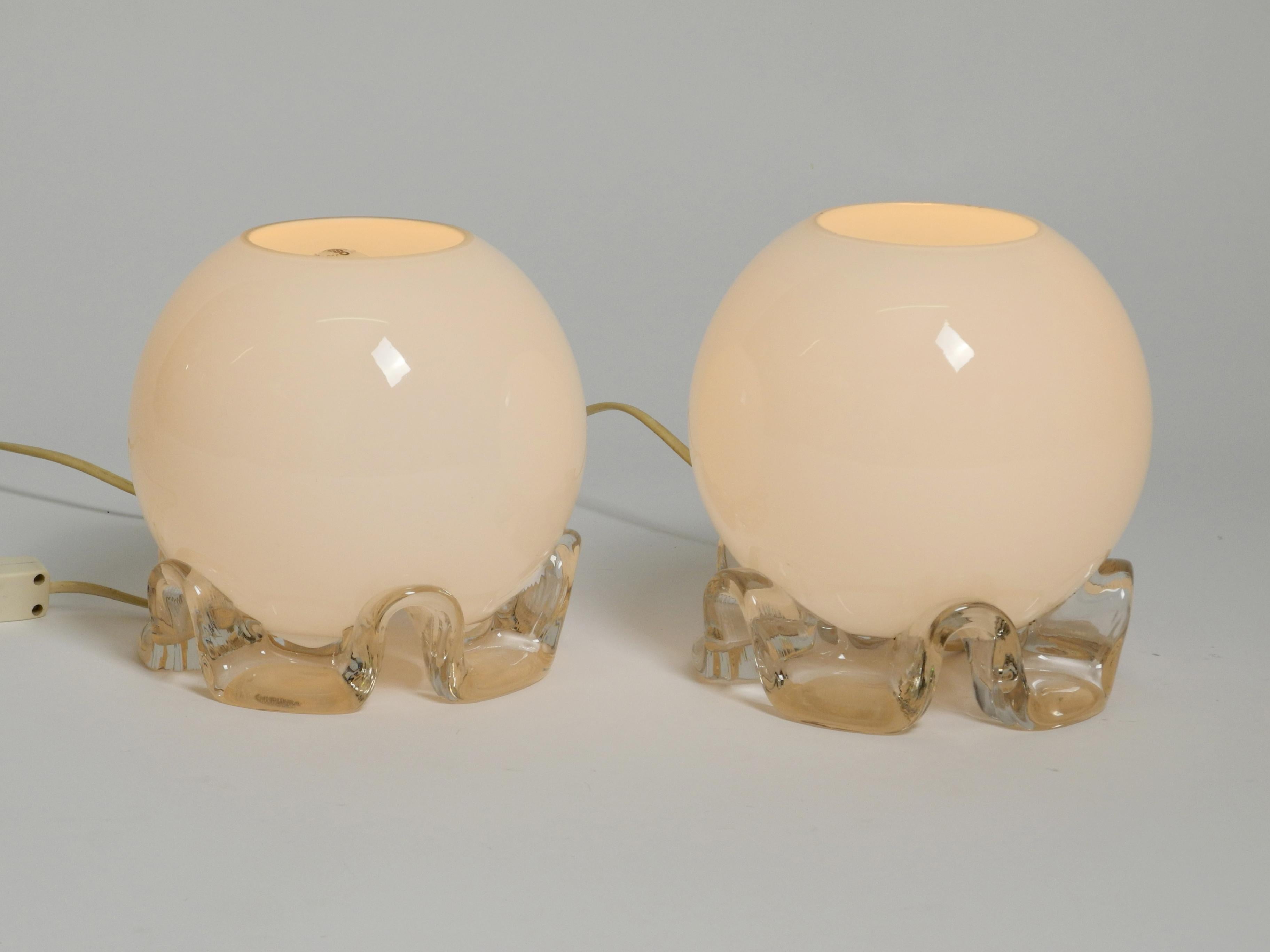 Pair of 1960's Glass Table Lamps in White and Transparent from Limburg In Good Condition For Sale In München, DE
