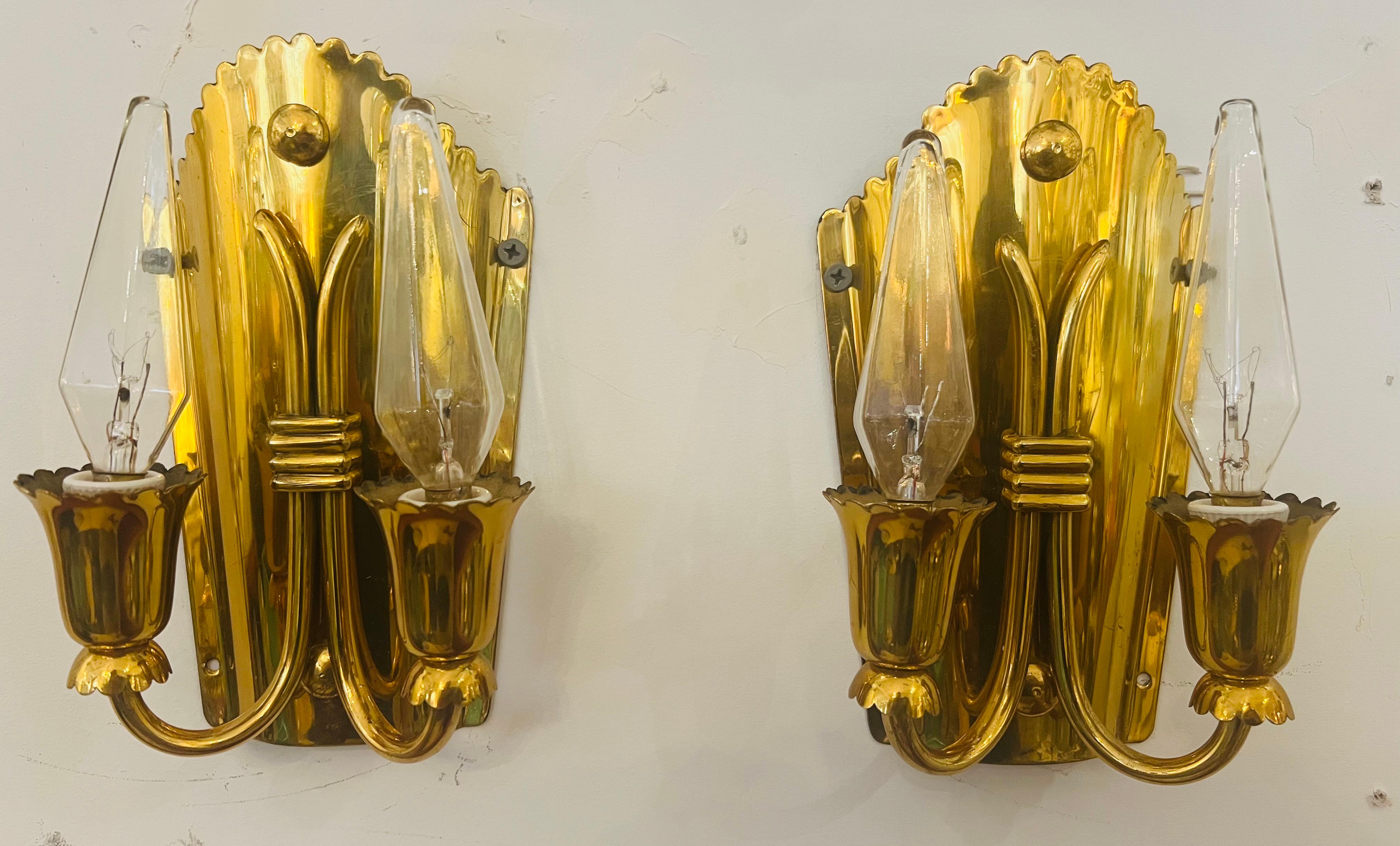 Pair of 1960s Golden Brass Regency Italian Mid Century Wall Lamps For Sale 6