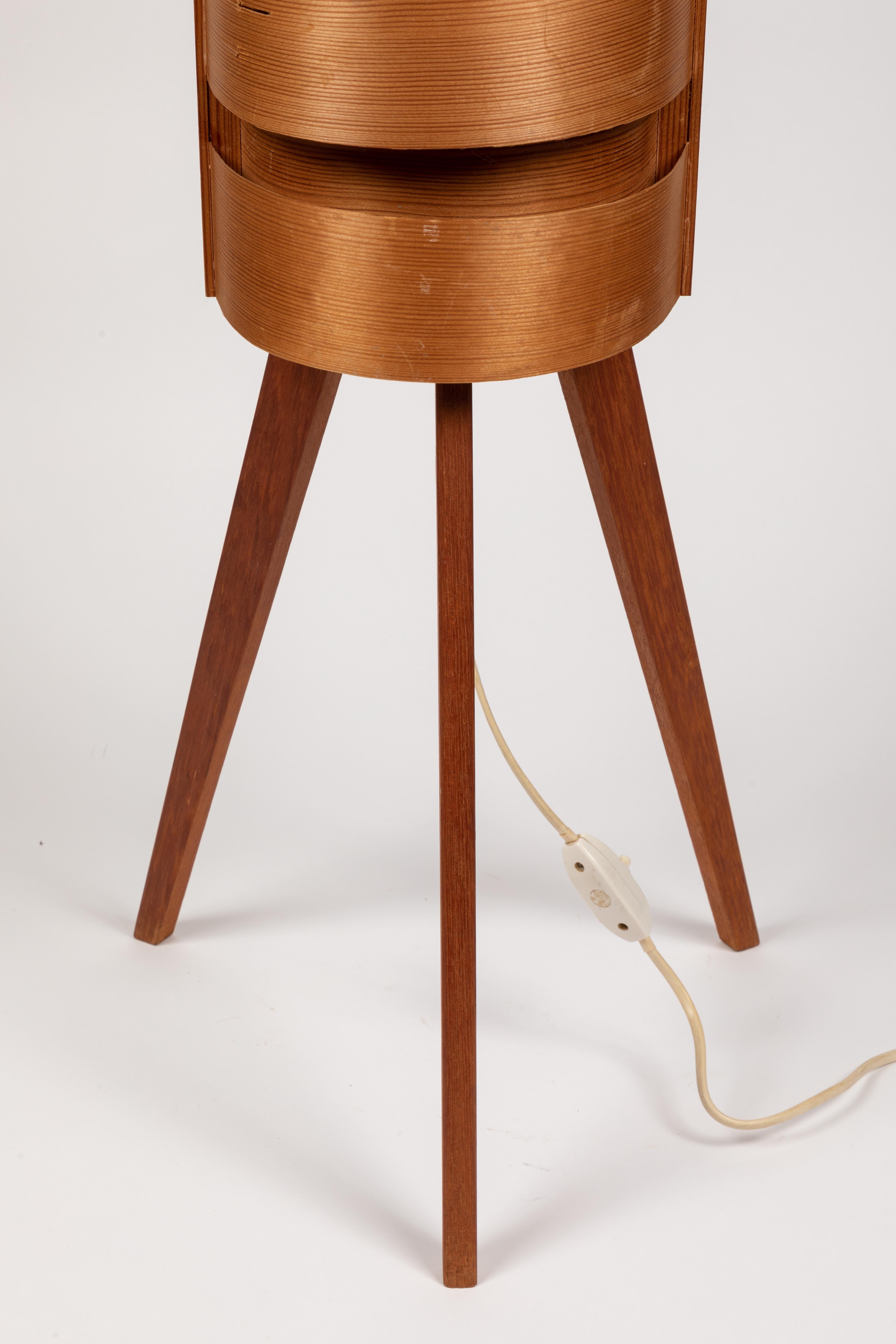 Pair of 1960s Hans-Agne Jakobsson Wood Tripod Floor Lamps for AB Ellysett 11