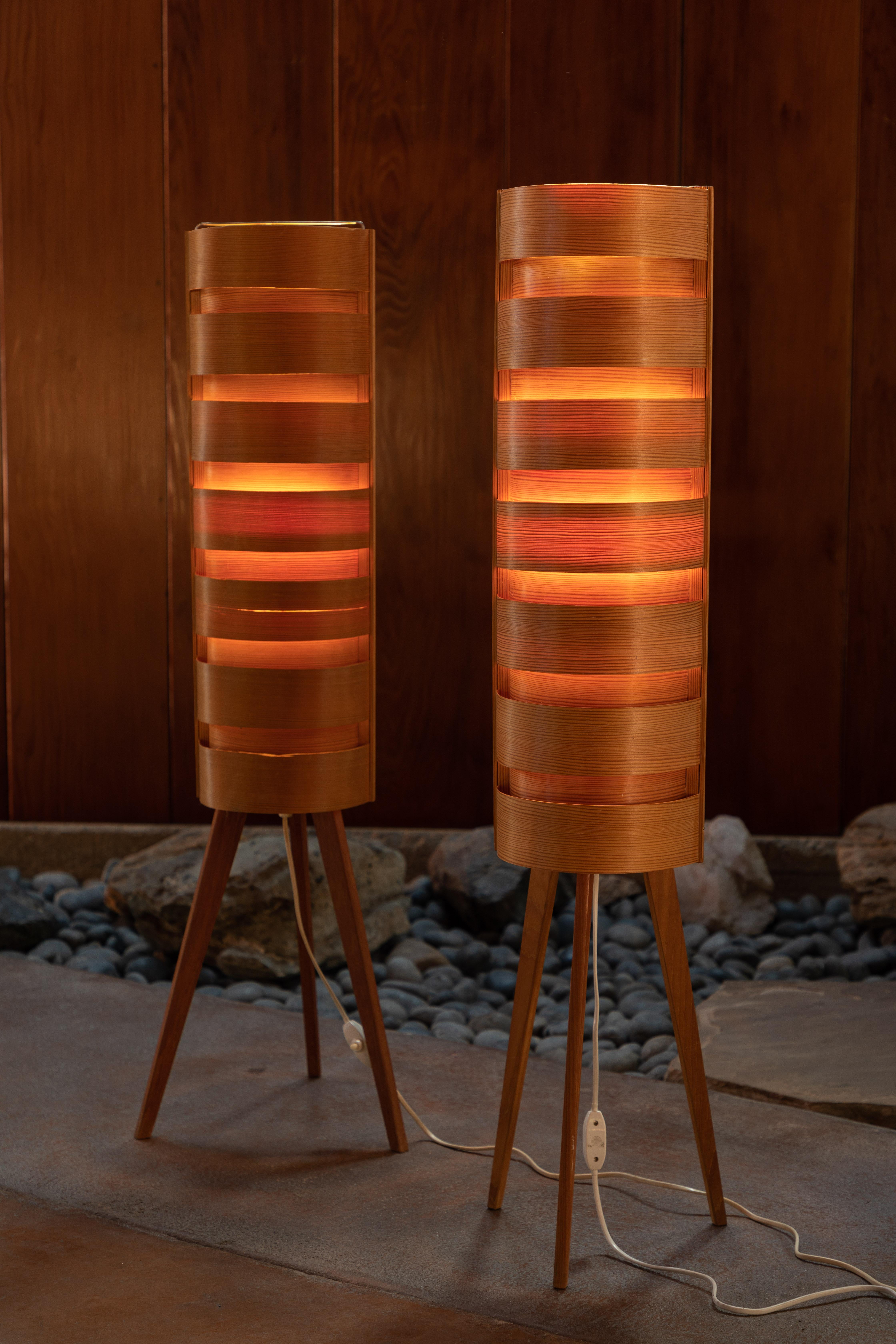 Scandinavian Modern Pair of 1960s Hans-Agne Jakobsson Wood Tripod Floor Lamps for AB Ellysett
