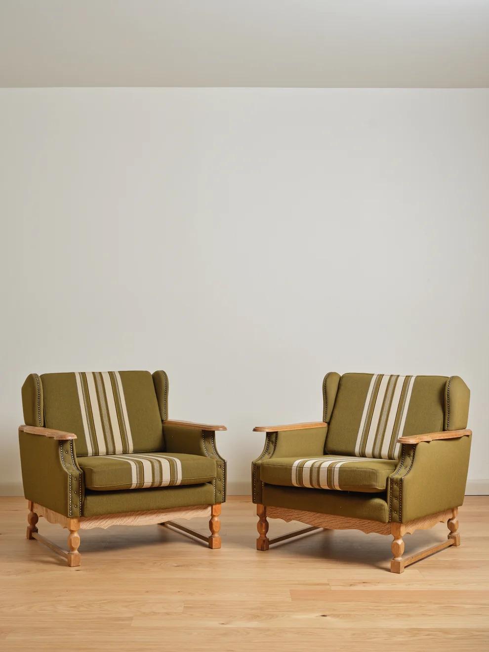 Other Pair of 1960s Henning Kjaernulf Attributed Oak Lounge Chairs