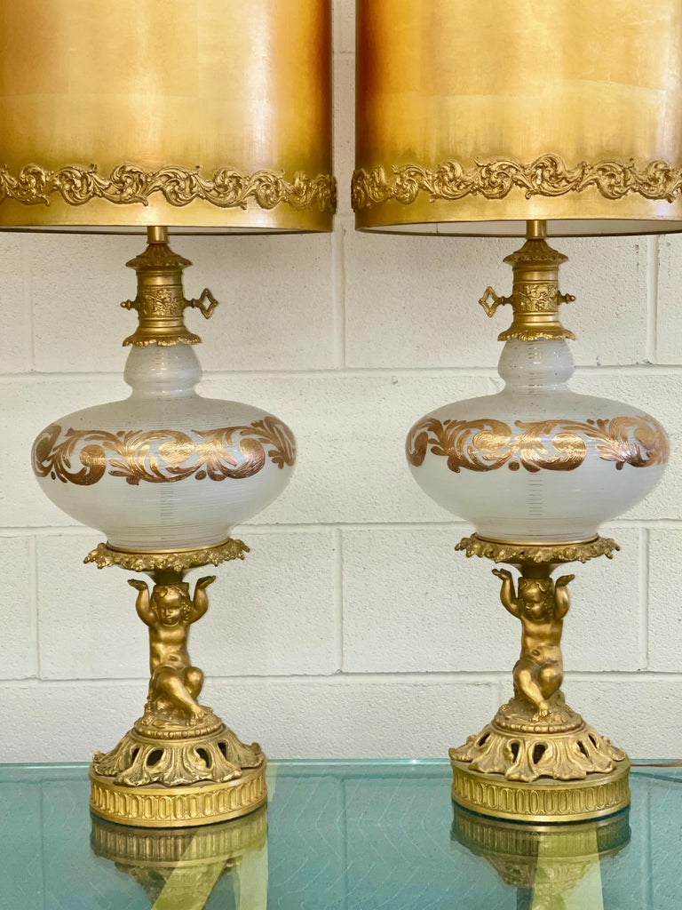 Italian Pair of 1960's Hollywood Regency Art Glass and Gilt Metal Lamps For Sale