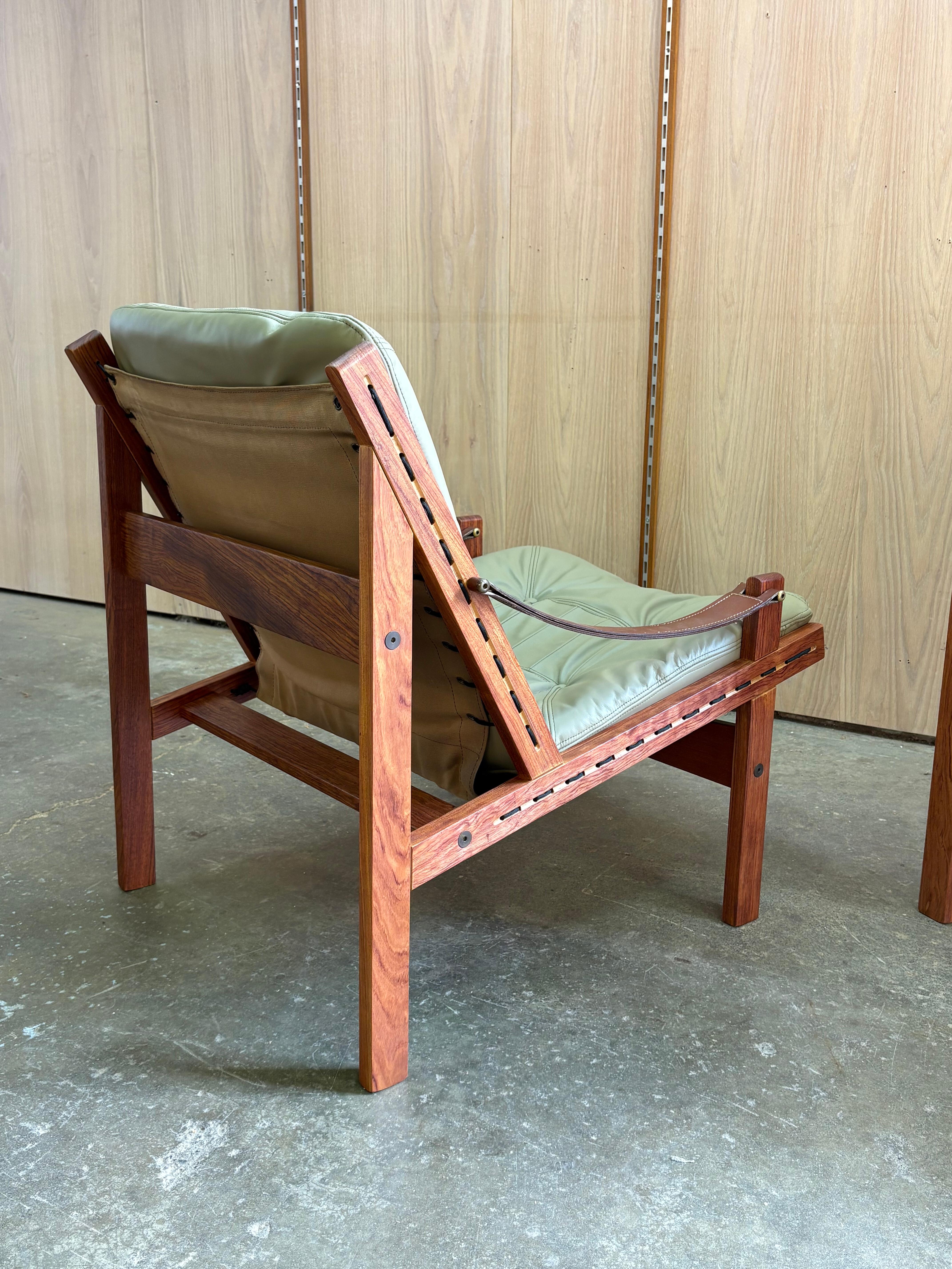 Bois de rose Paire de chaises longues 