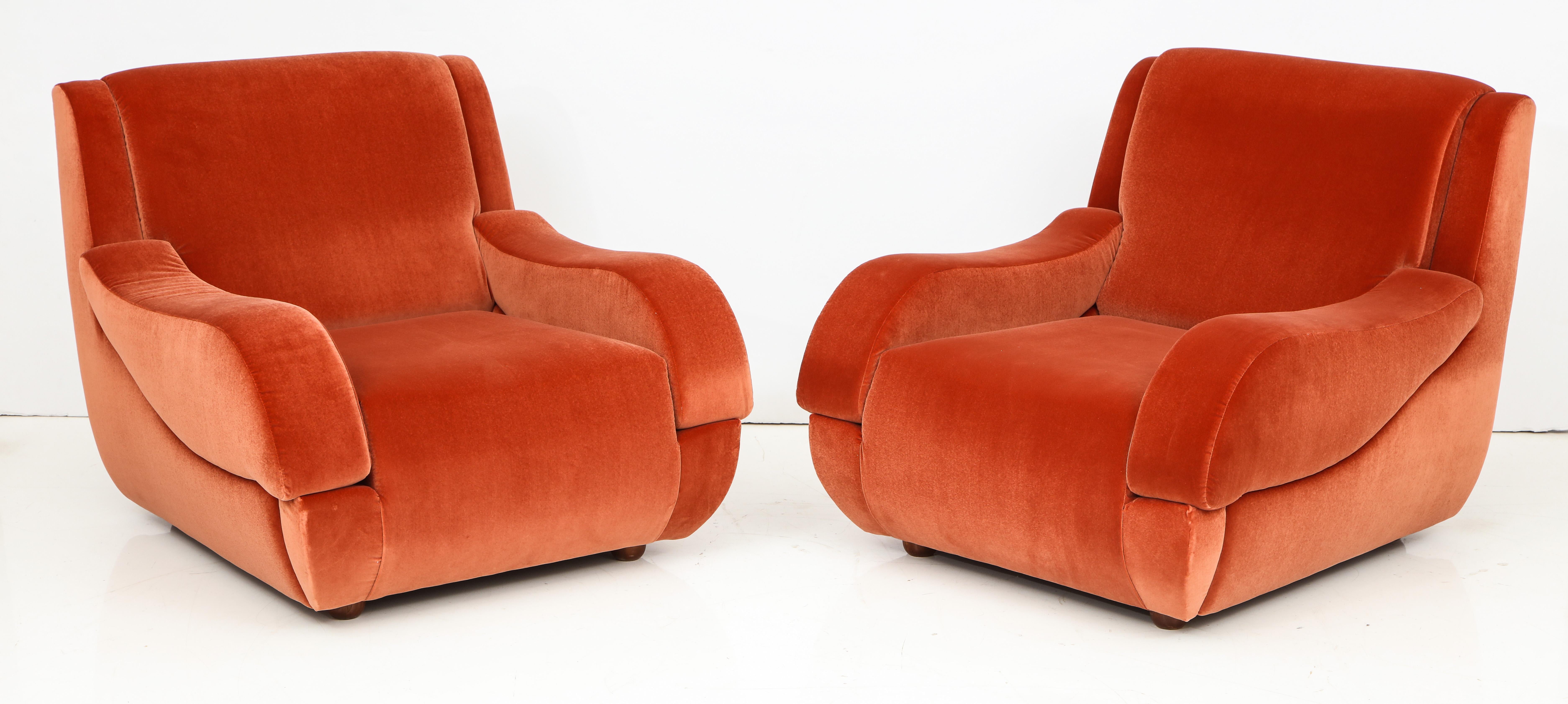 Mid-Century Modern Pair of 1960s Ico Parisi Style Sculptural Italian Lounge Chairs in Rust Velvet