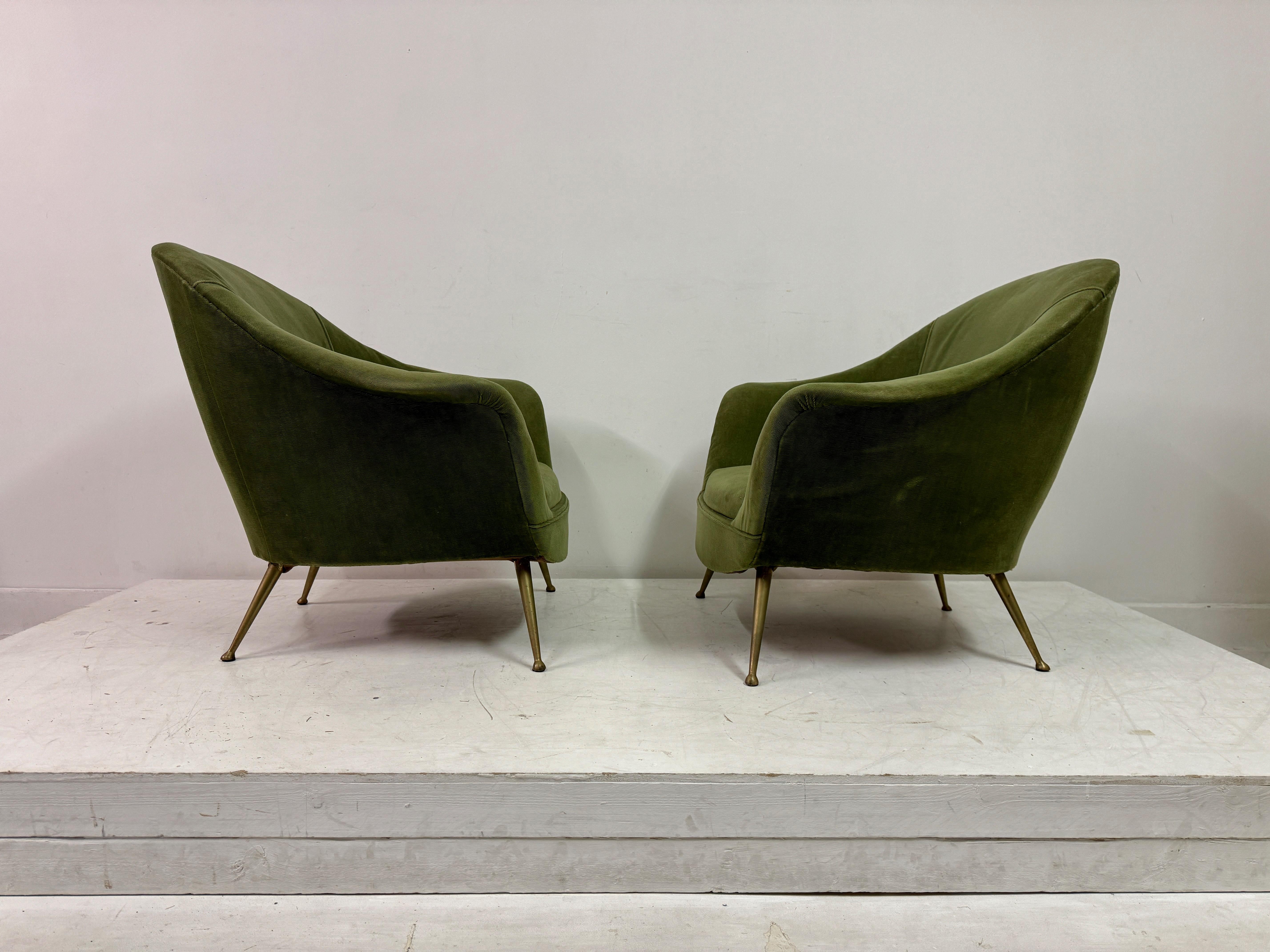 Tissu Paire de fauteuils italiens des années 1960 en vente